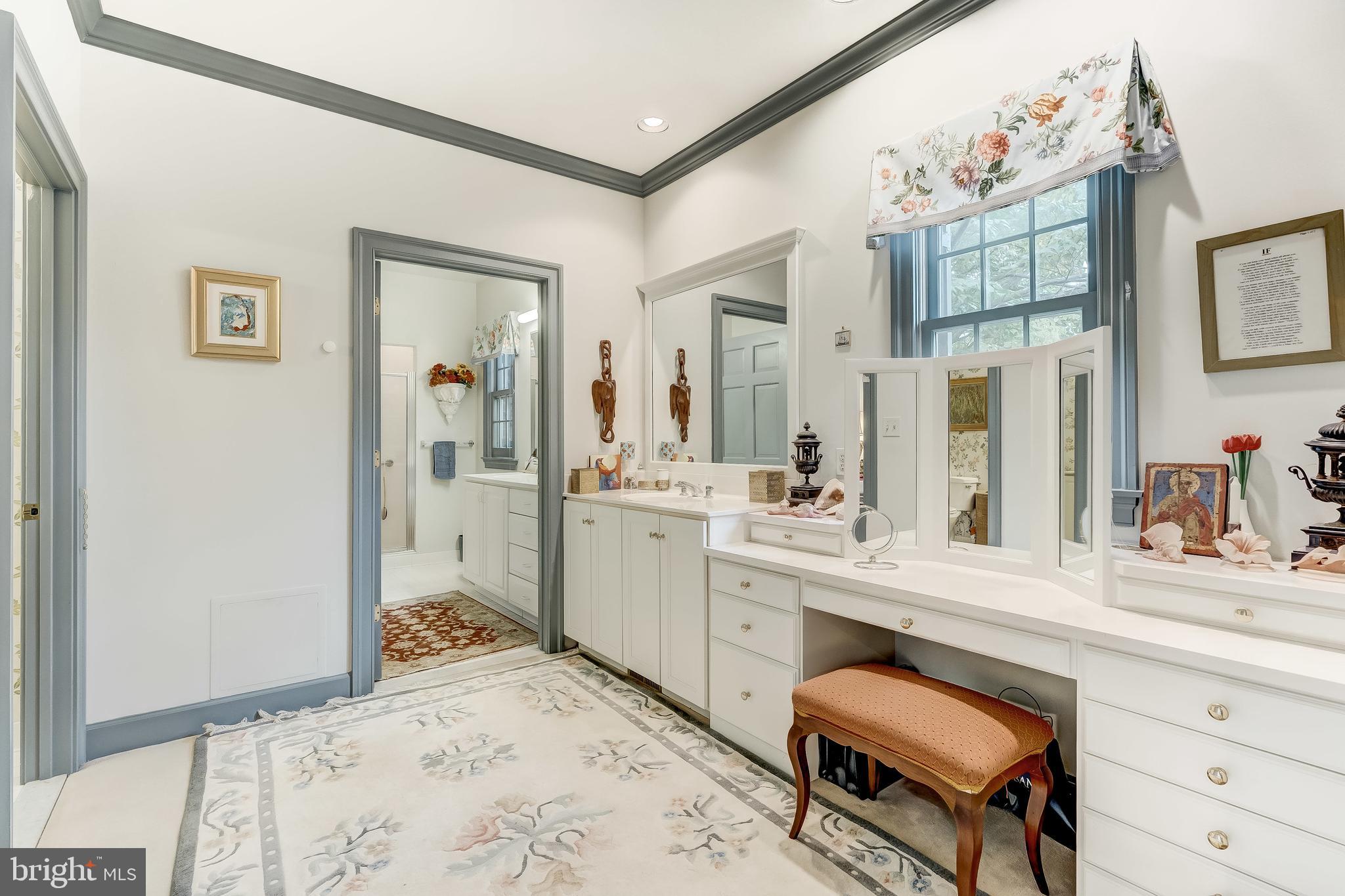 LUTHERVILLE - Residential