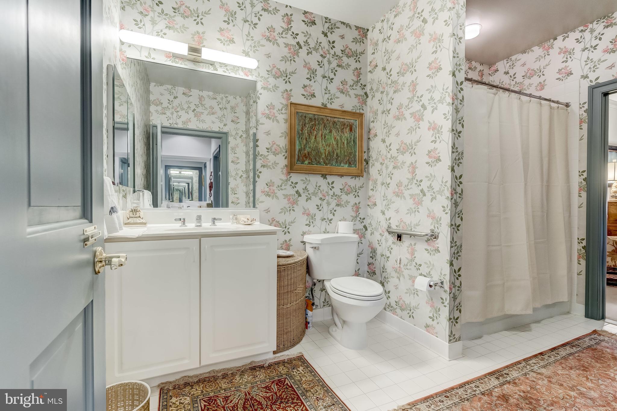 LUTHERVILLE - Residential