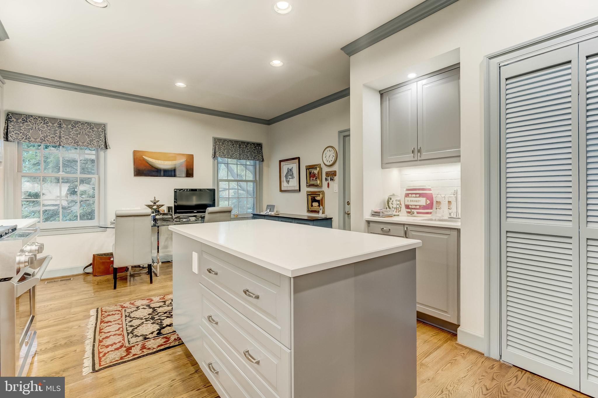 LUTHERVILLE - Residential