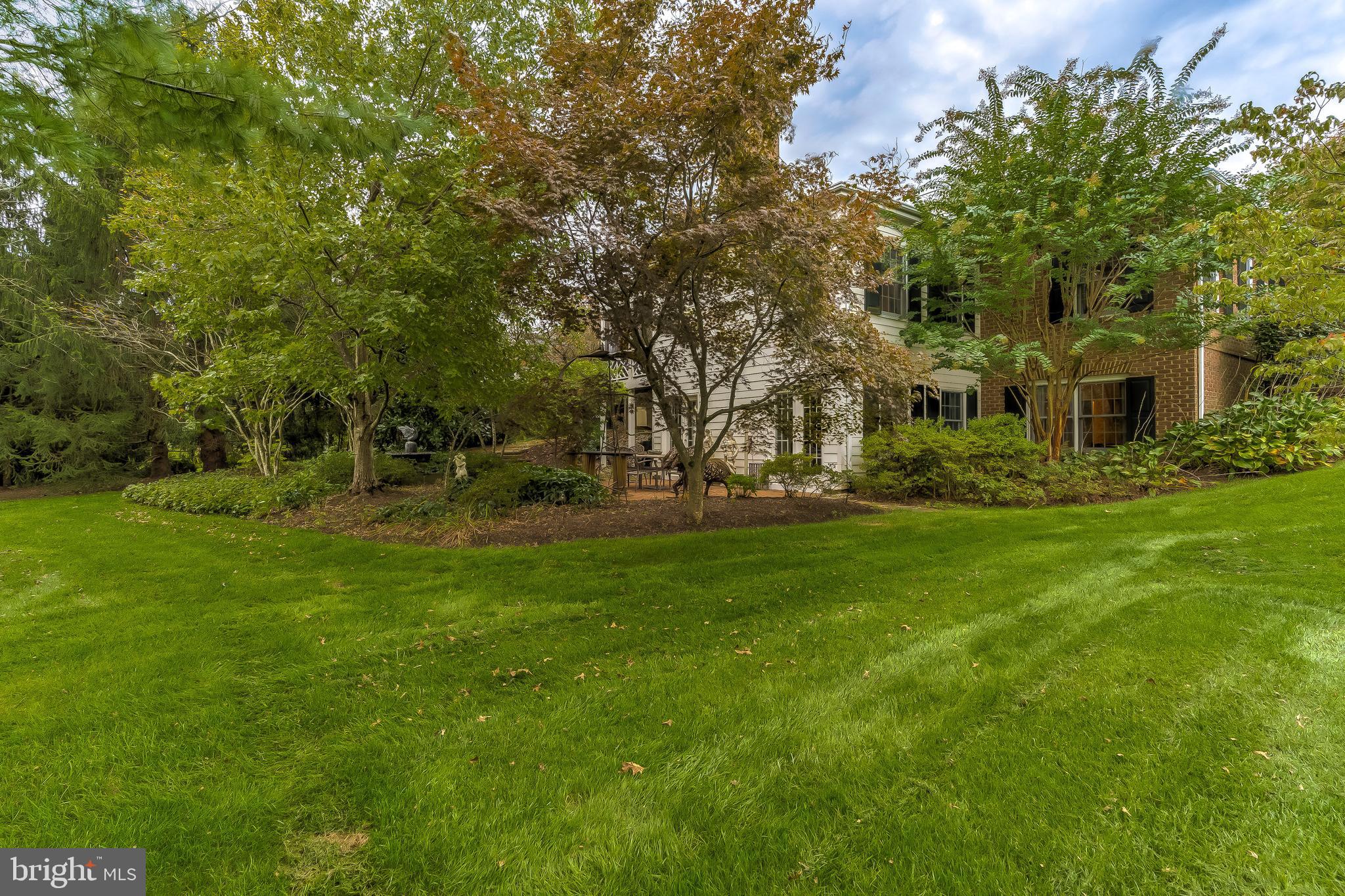 LUTHERVILLE - Residential