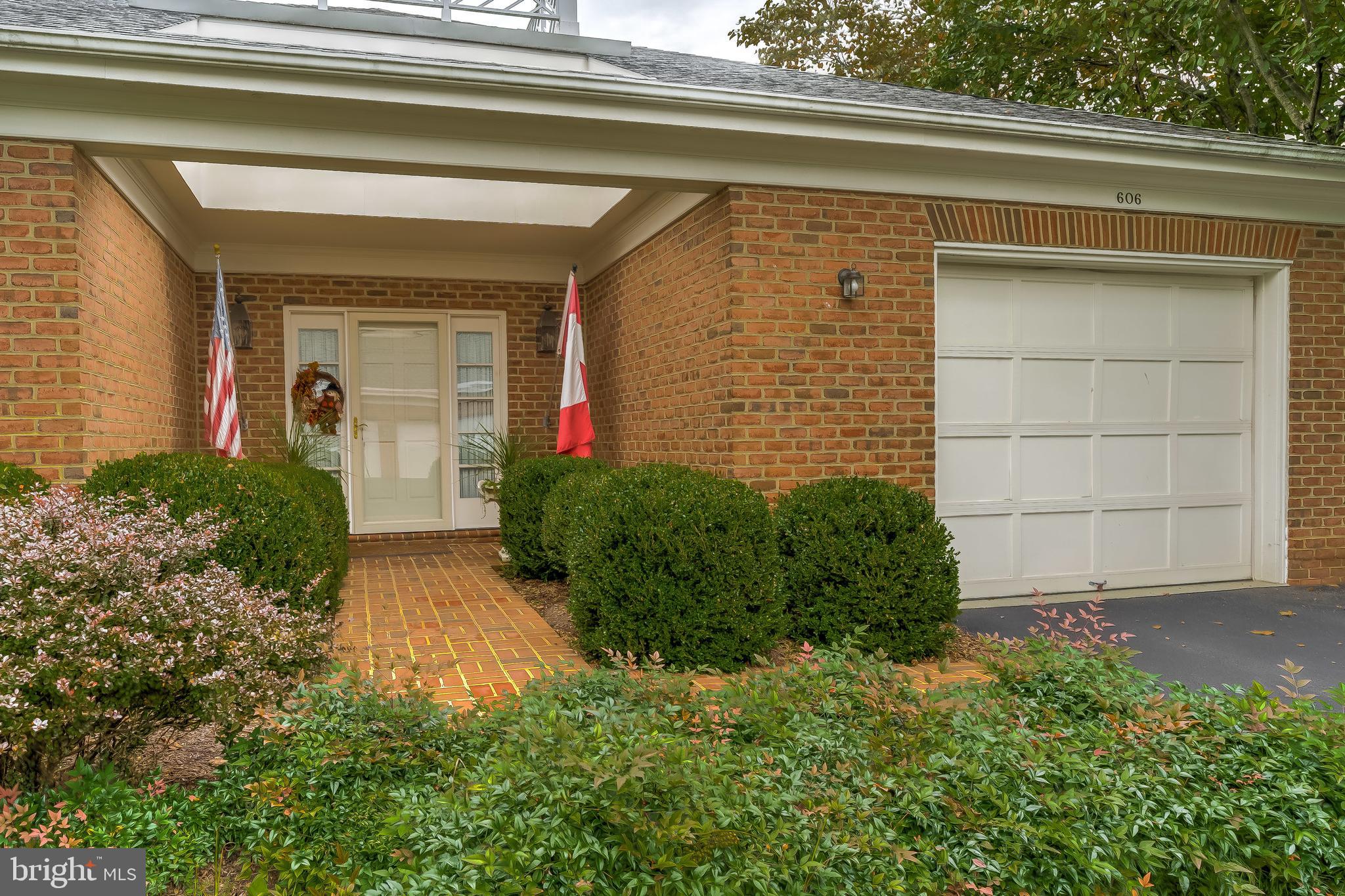 LUTHERVILLE - Residential