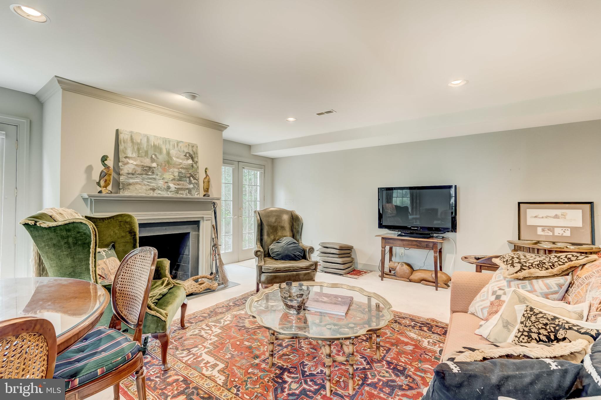 LUTHERVILLE - Residential