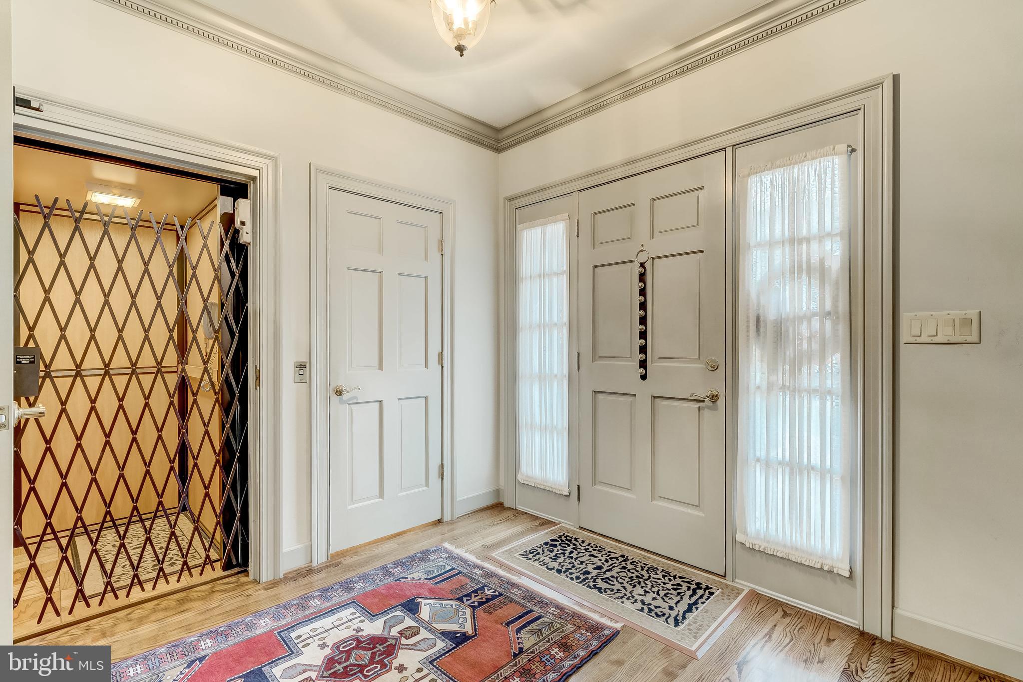 LUTHERVILLE - Residential