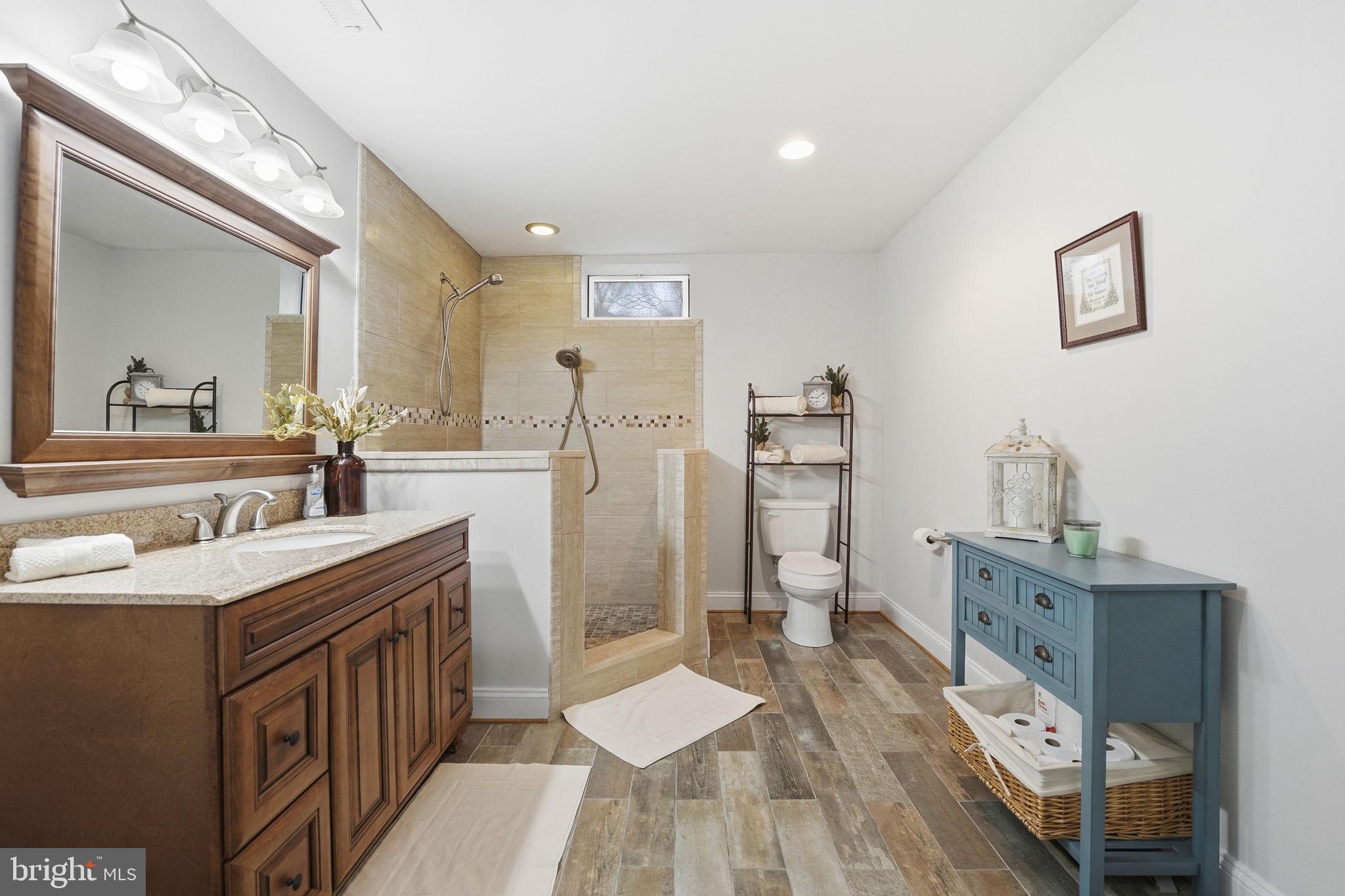 DOMINION VALLEY COUNTRY CLUB - Residential