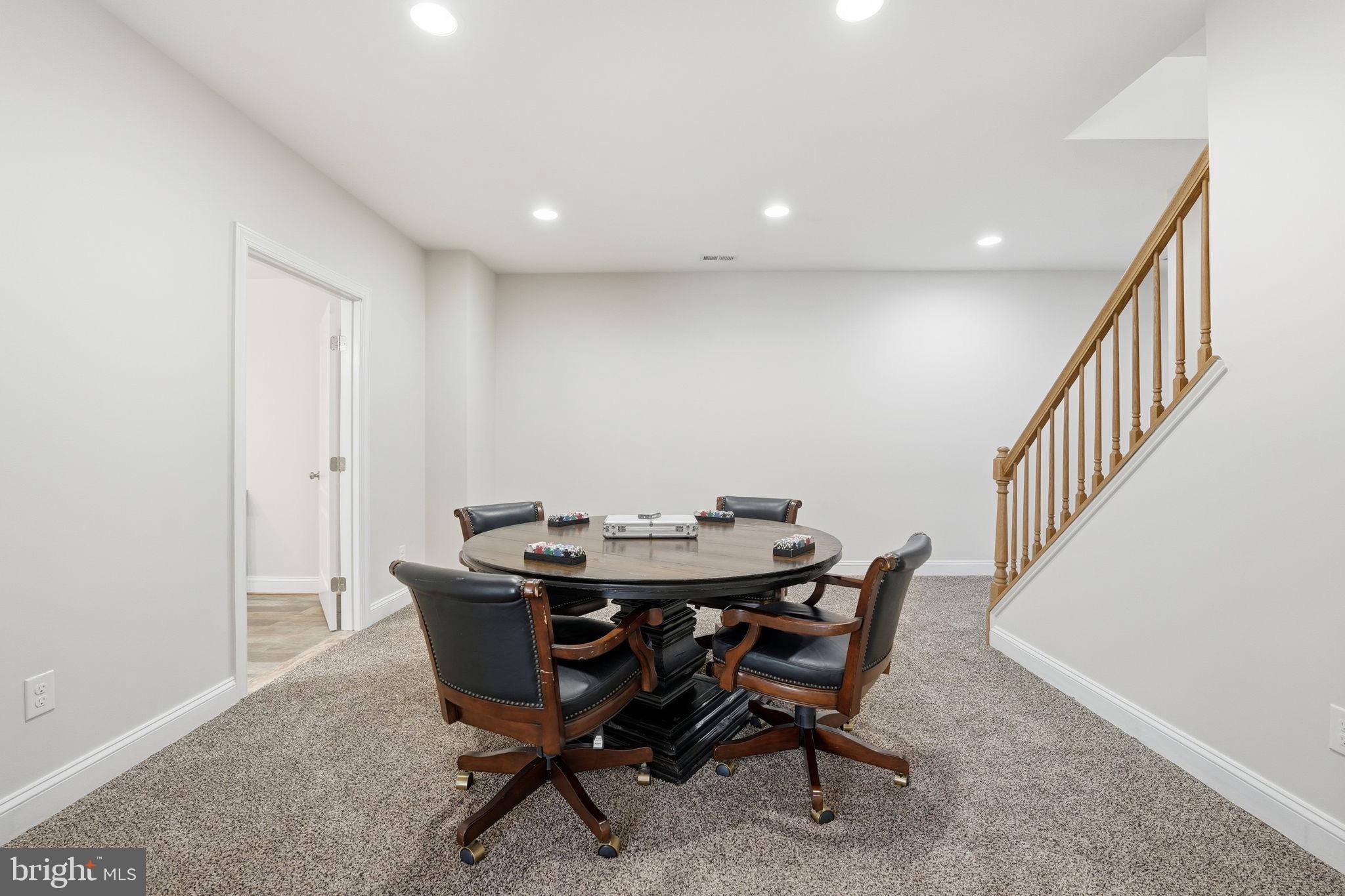 DOMINION VALLEY COUNTRY CLUB - Residential