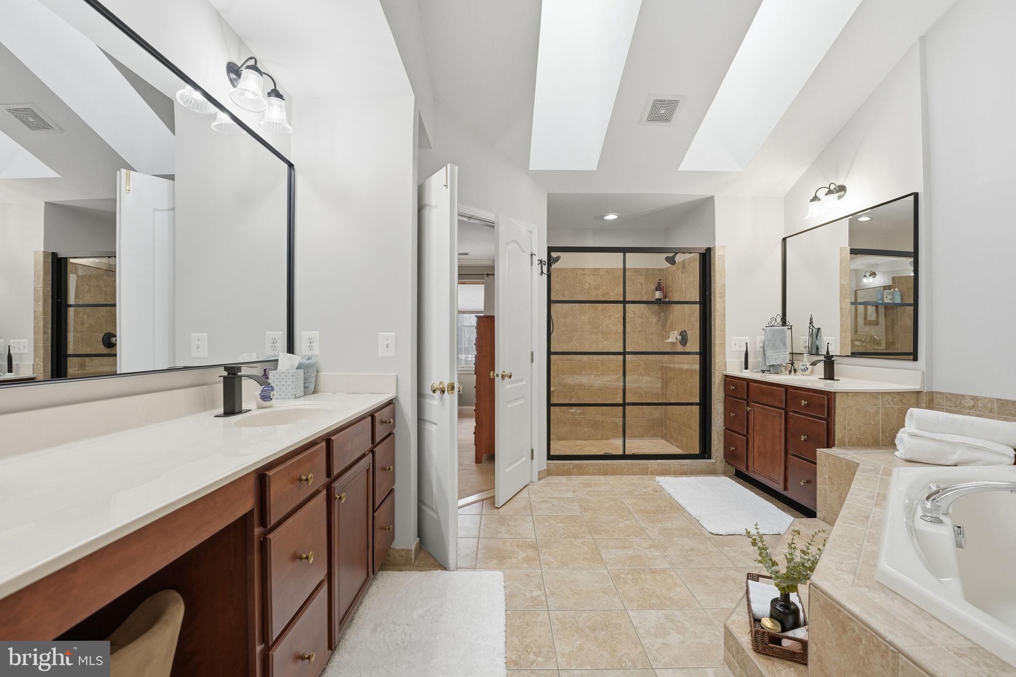 DOMINION VALLEY COUNTRY CLUB - Residential