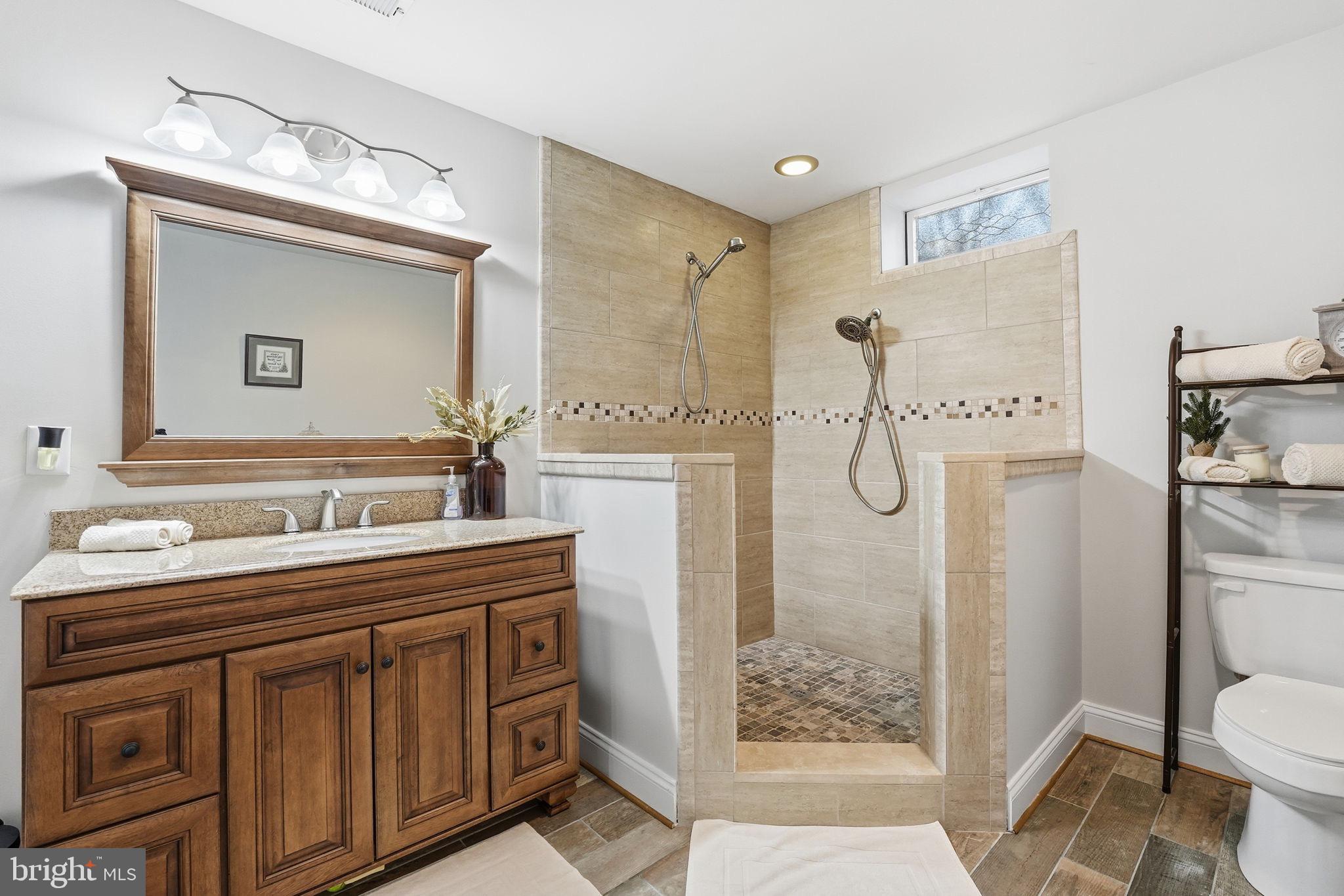 DOMINION VALLEY COUNTRY CLUB - Residential