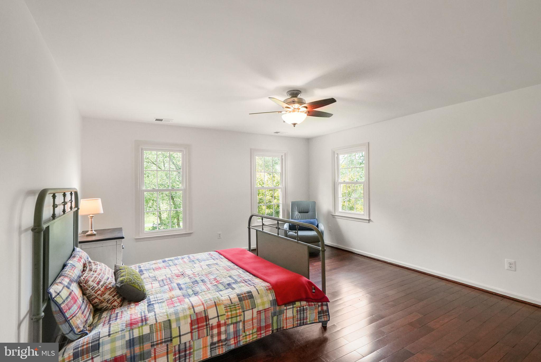 POPES HEAD ESTATES - Residential