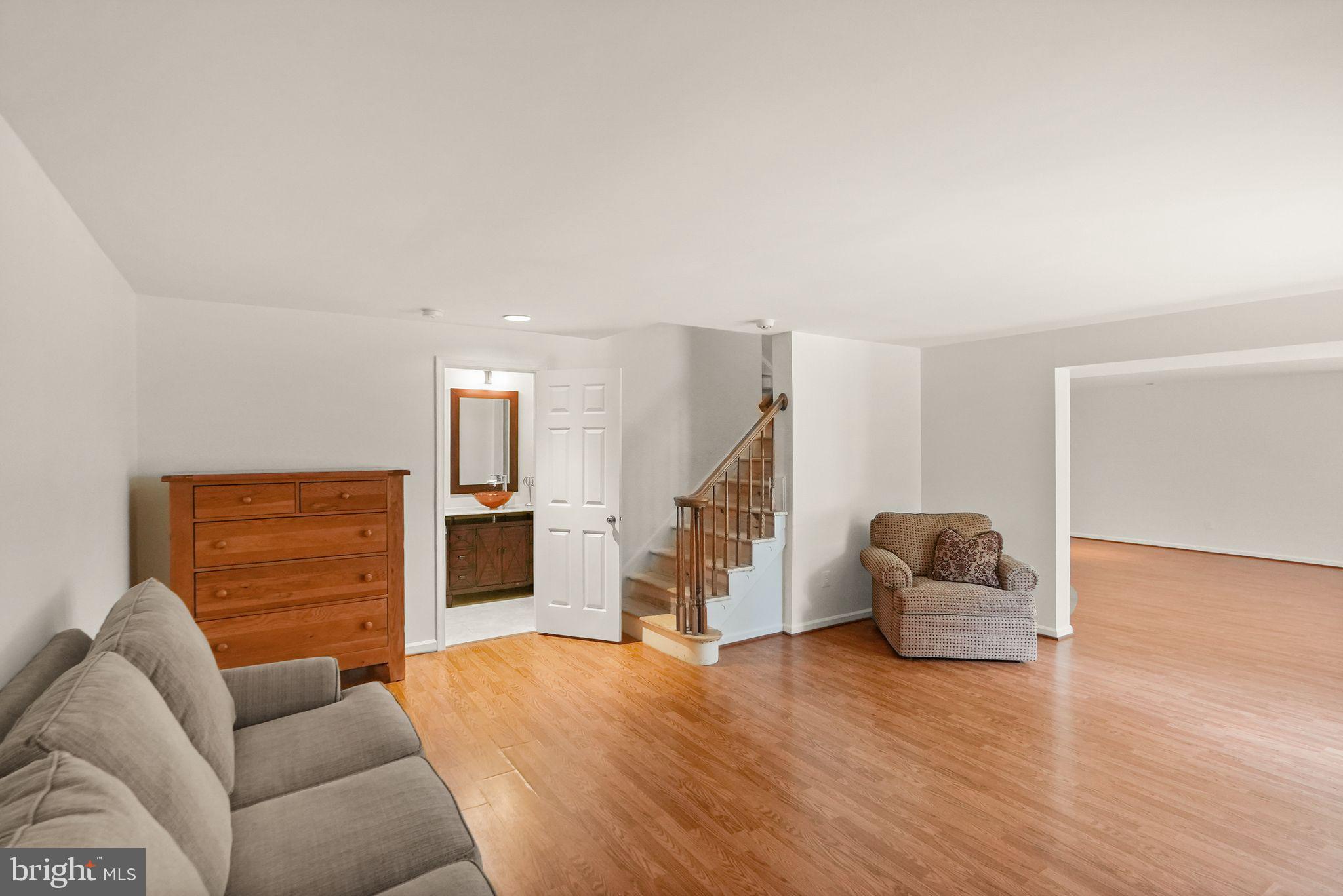 POPES HEAD ESTATES - Residential