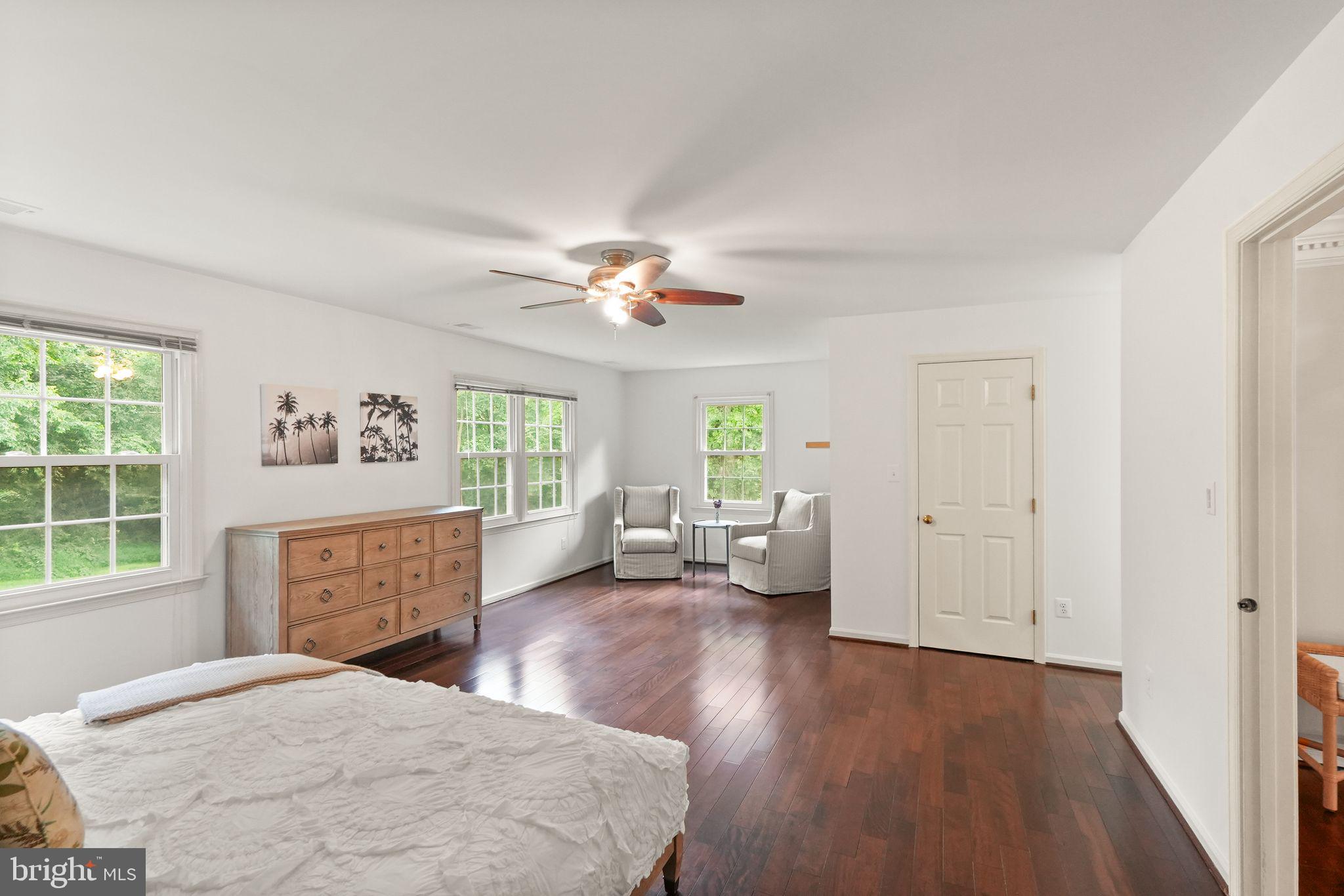 POPES HEAD ESTATES - Residential