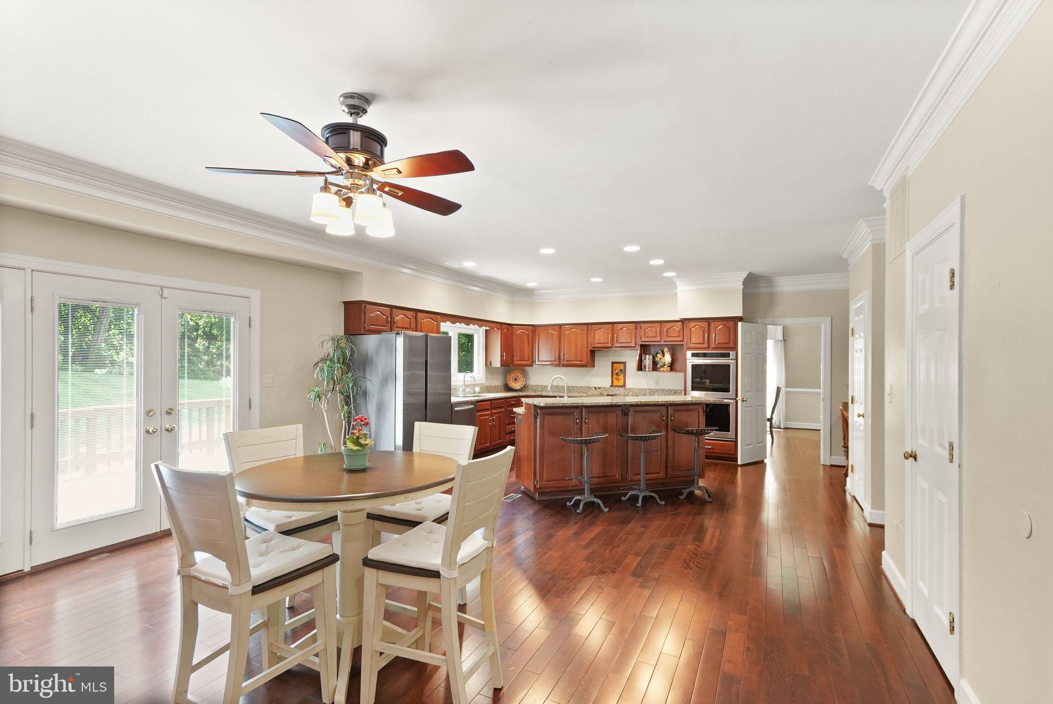 POPES HEAD ESTATES - Residential