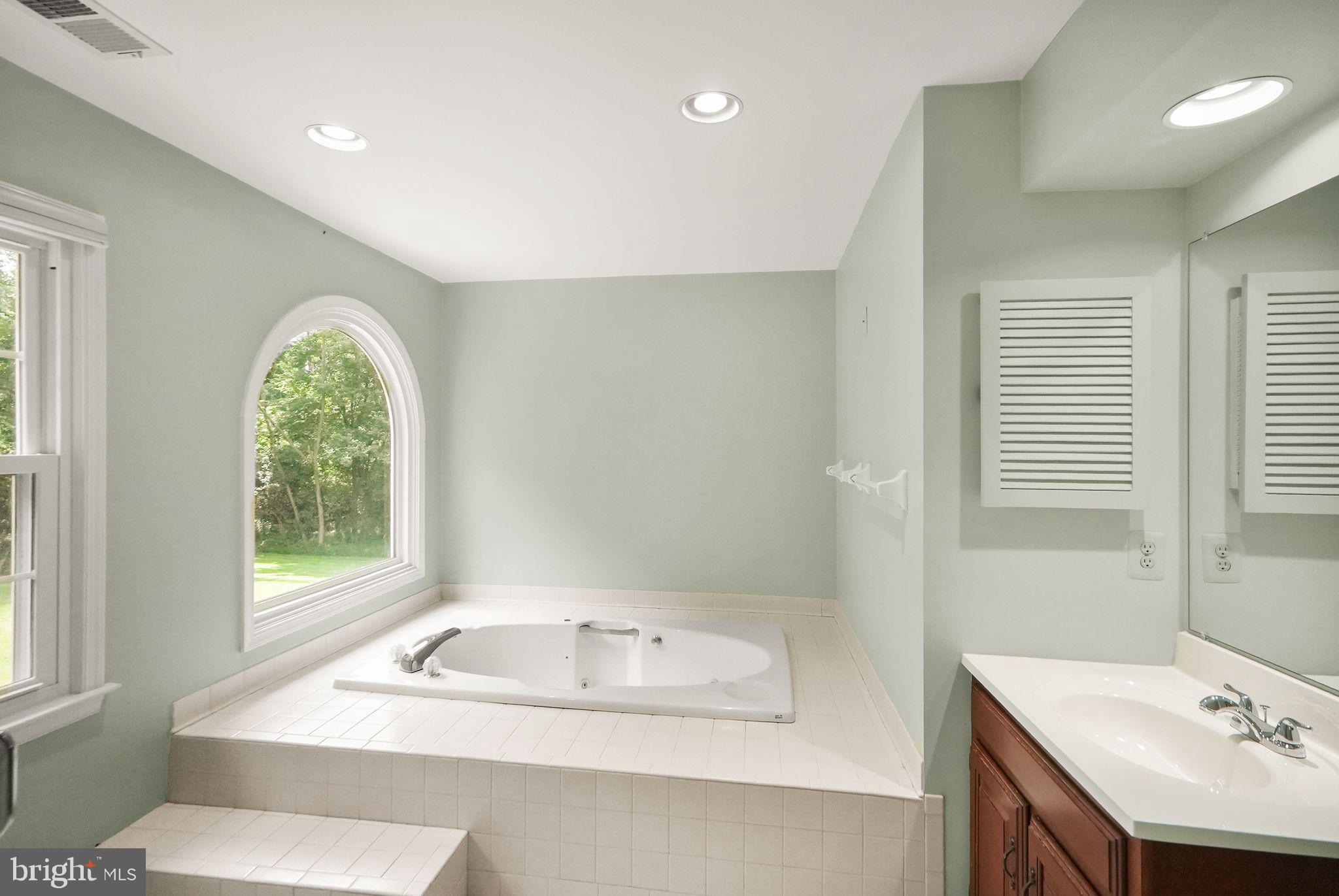 POPES HEAD ESTATES - Residential