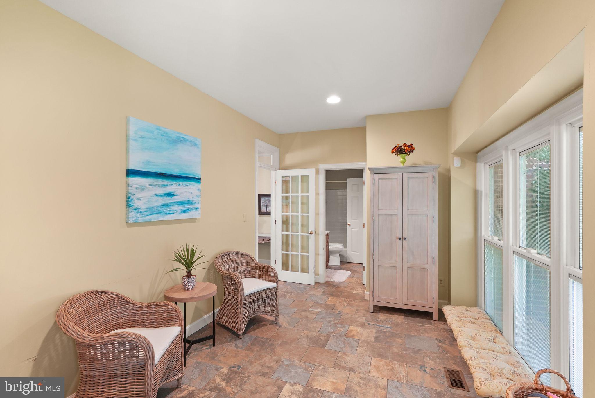 POPES HEAD ESTATES - Residential