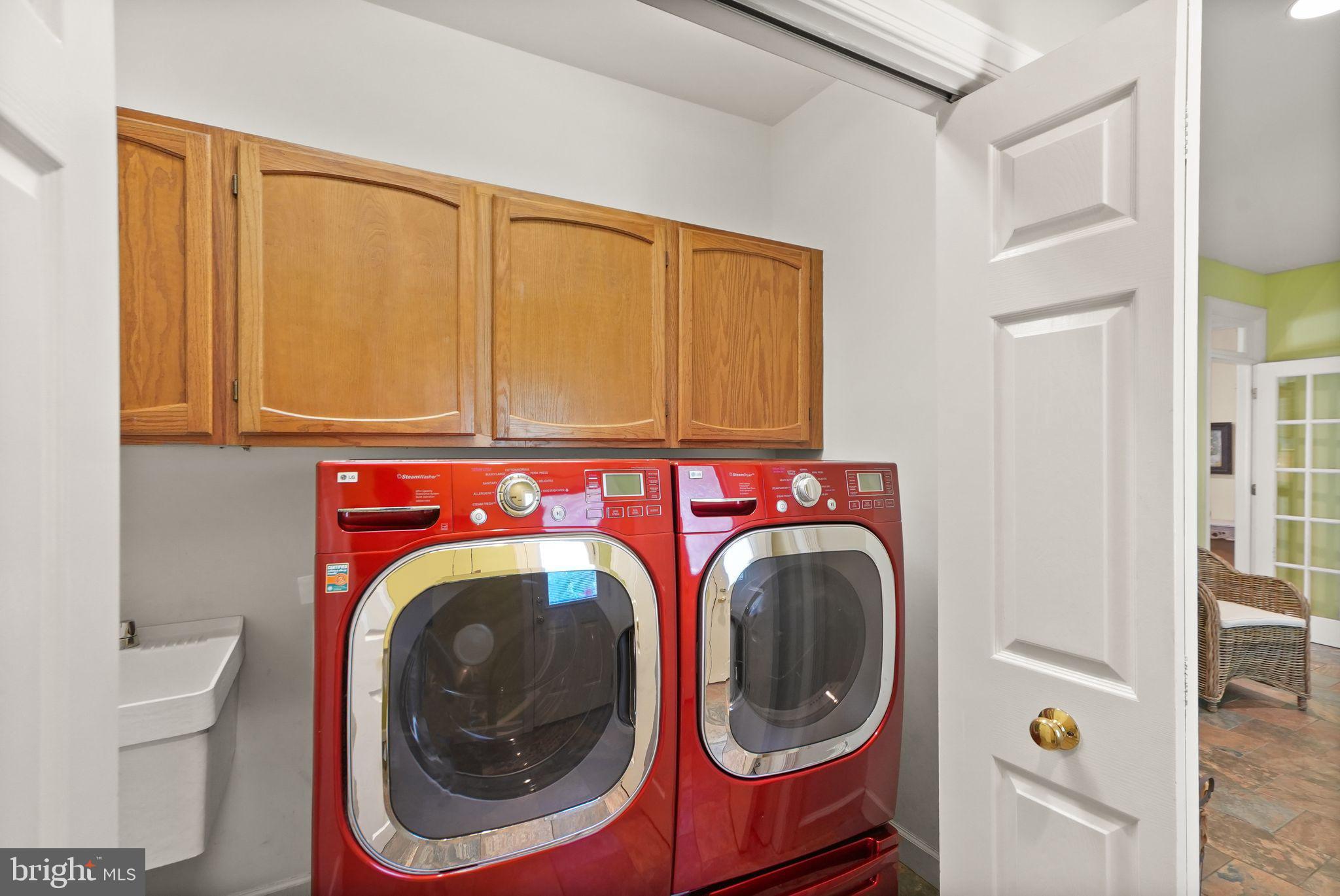 POPES HEAD ESTATES - Residential