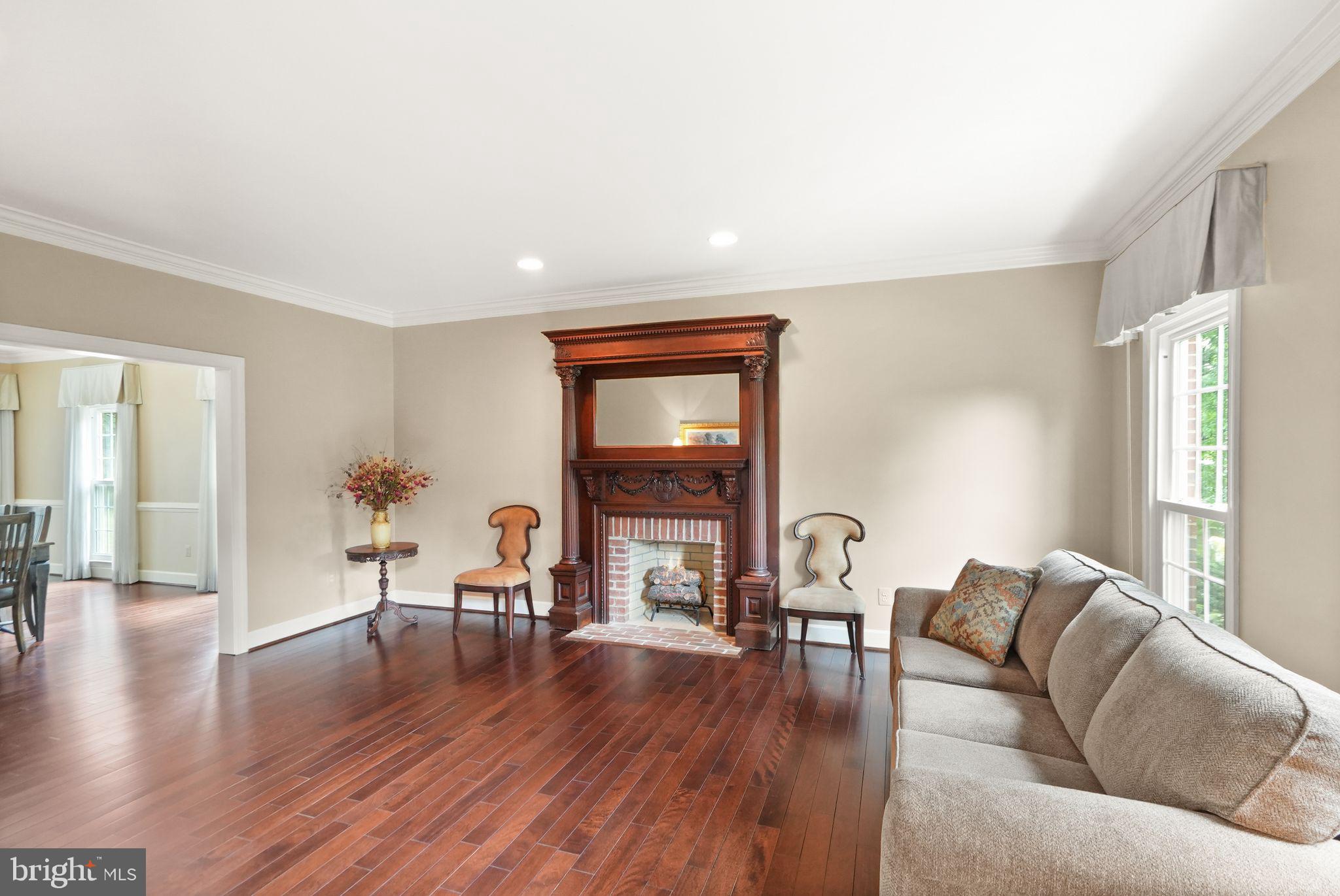 POPES HEAD ESTATES - Residential