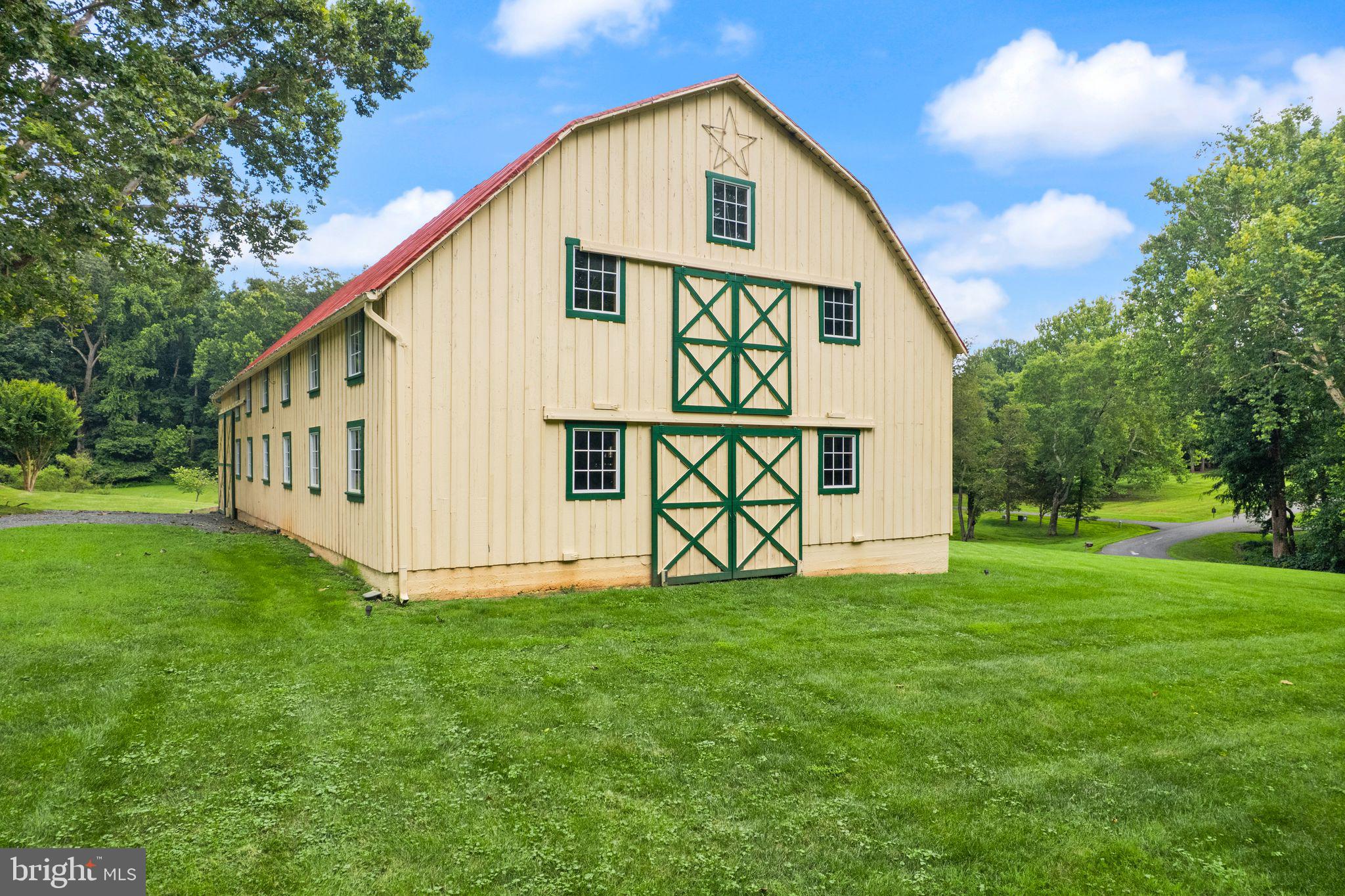 POPES HEAD ESTATES - Residential