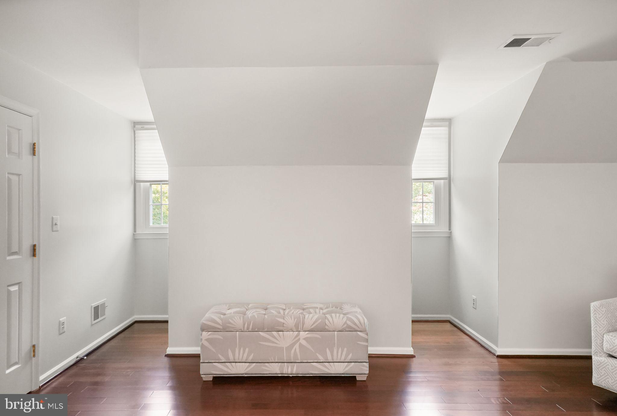 POPES HEAD ESTATES - Residential