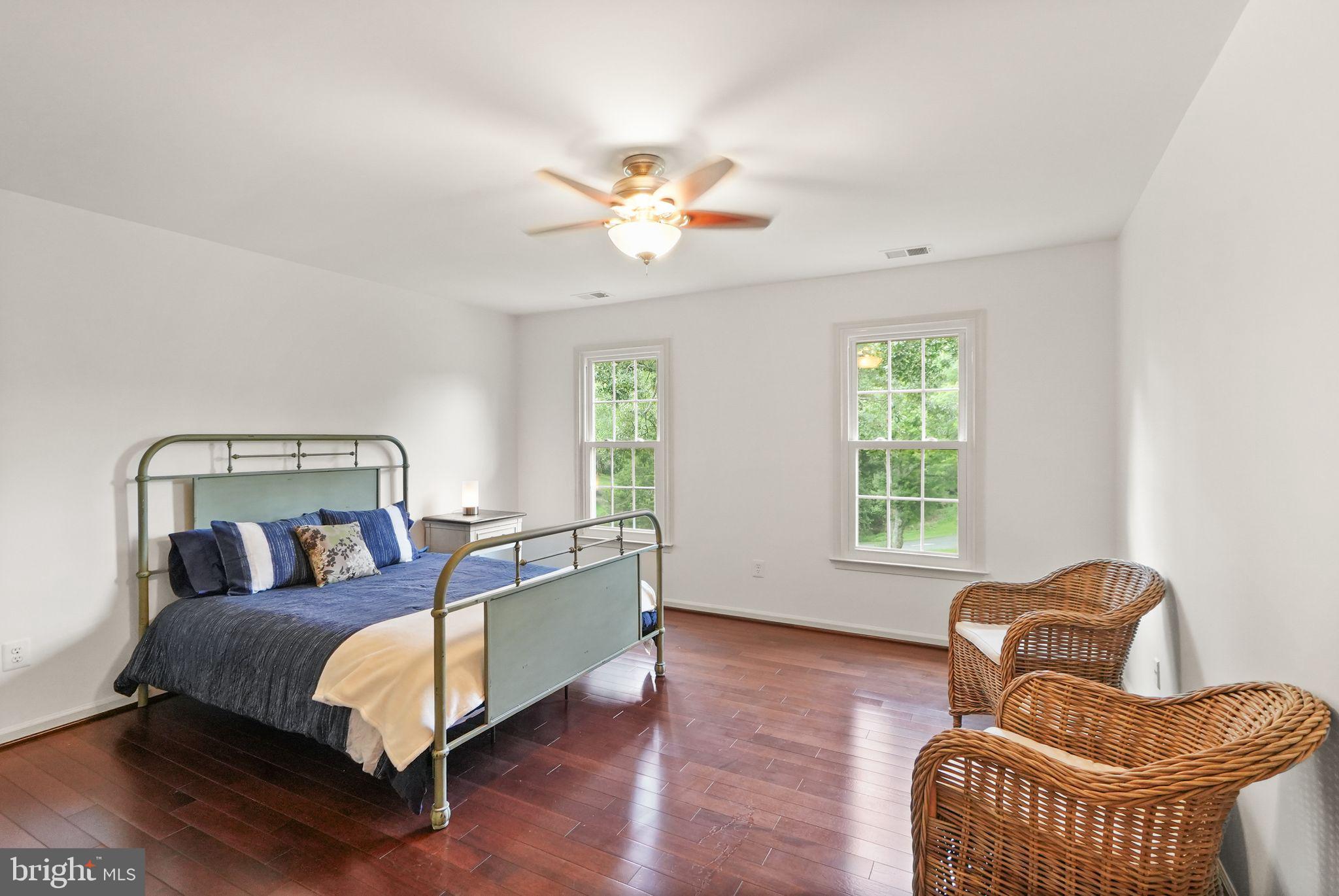 POPES HEAD ESTATES - Residential