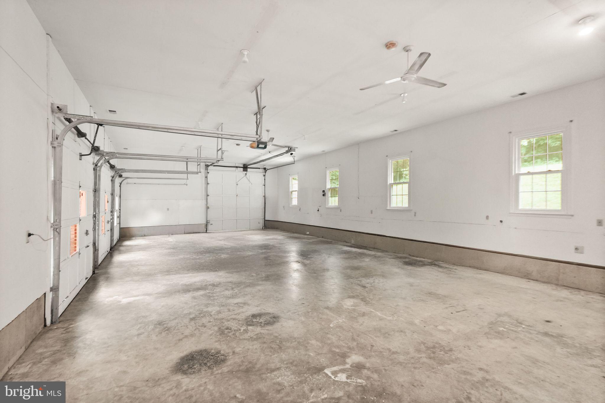 POPES HEAD ESTATES - Residential