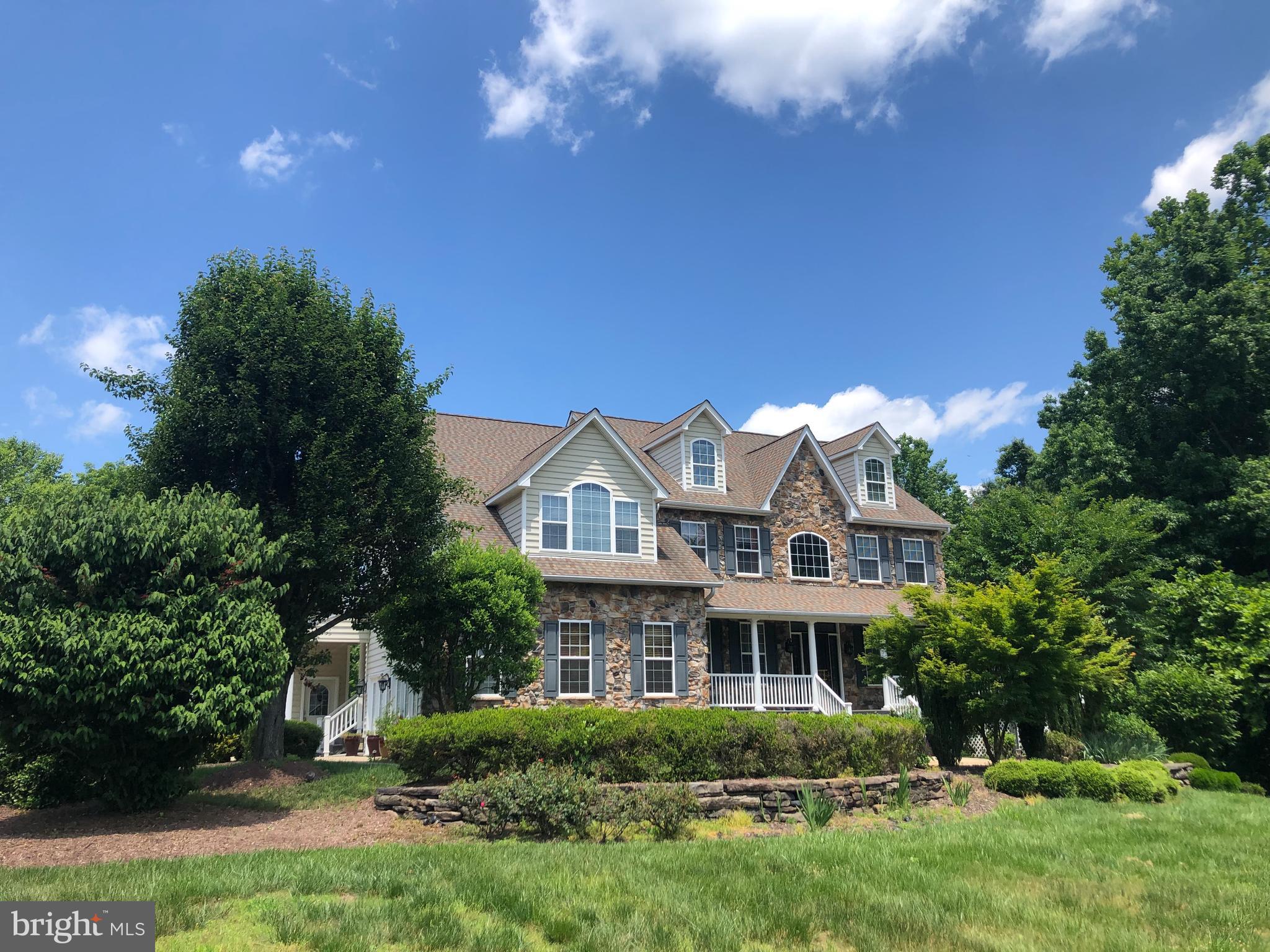5 CROSS POINT DRIVE