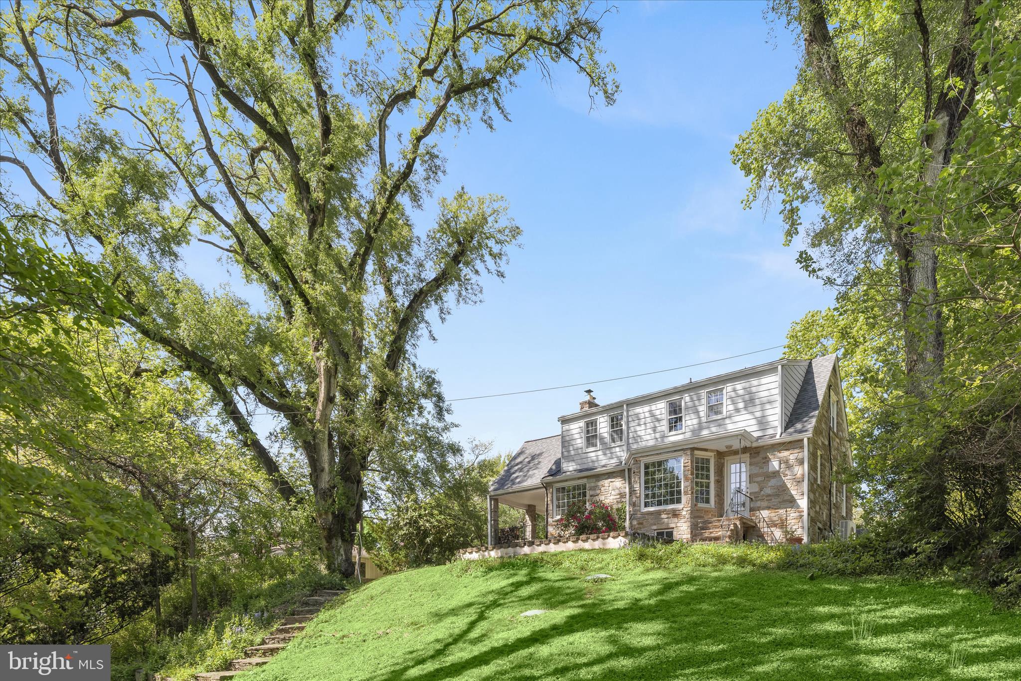 WINDSOR MILL - Residential