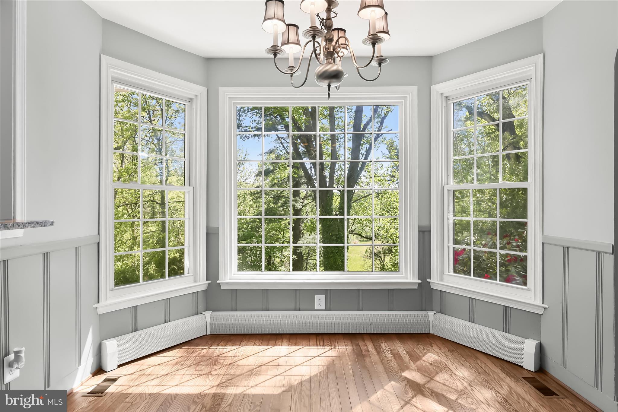 WINDSOR MILL - Residential