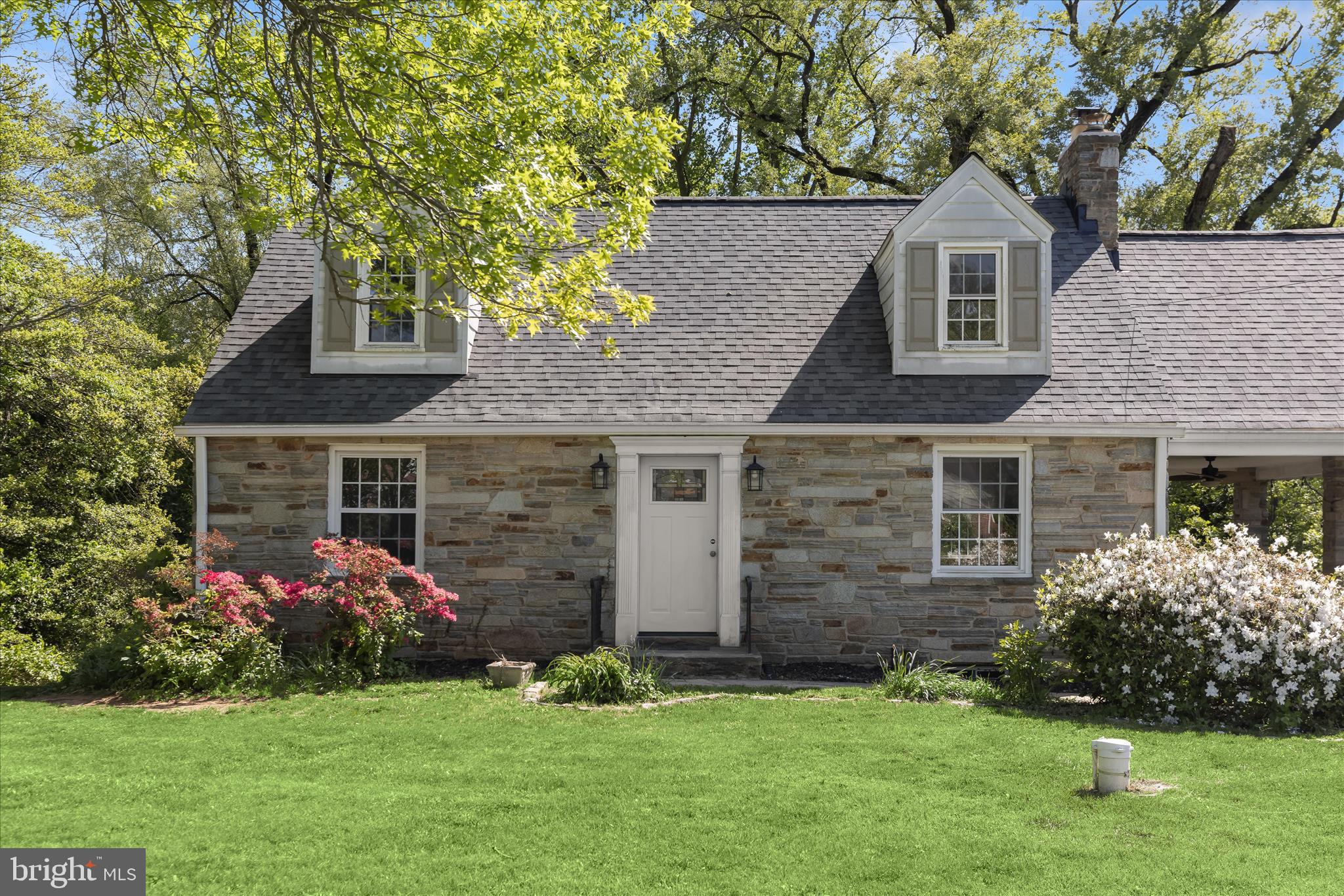 WINDSOR MILL - Residential