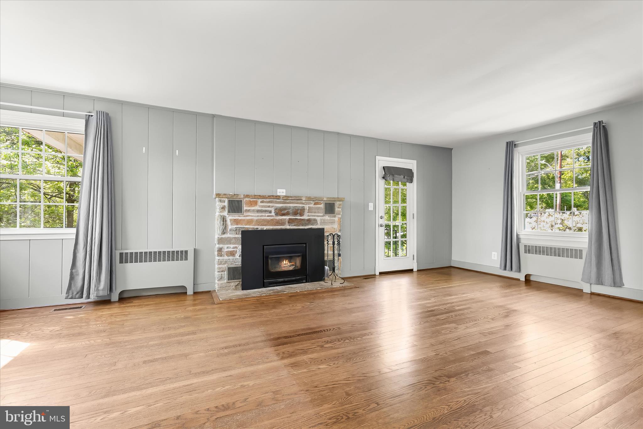 WINDSOR MILL - Residential