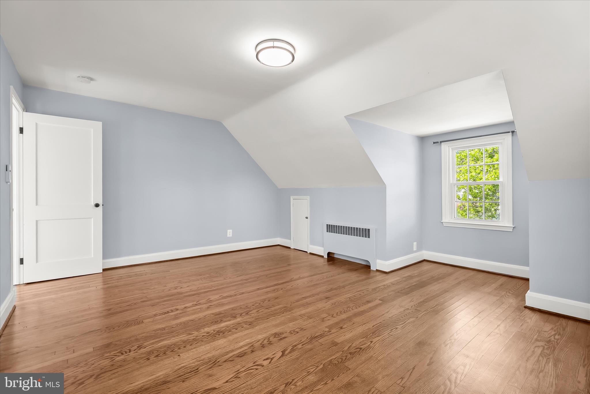 WINDSOR MILL - Residential