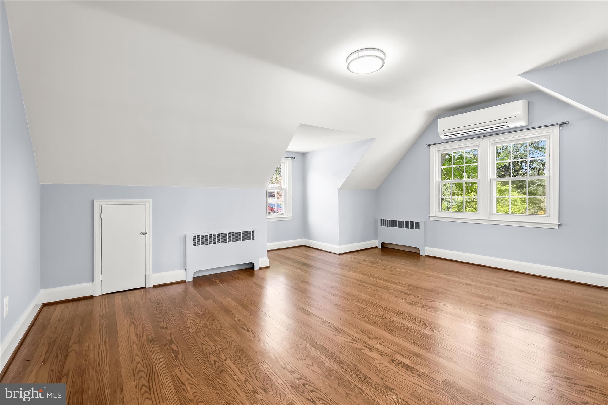 WINDSOR MILL - Residential