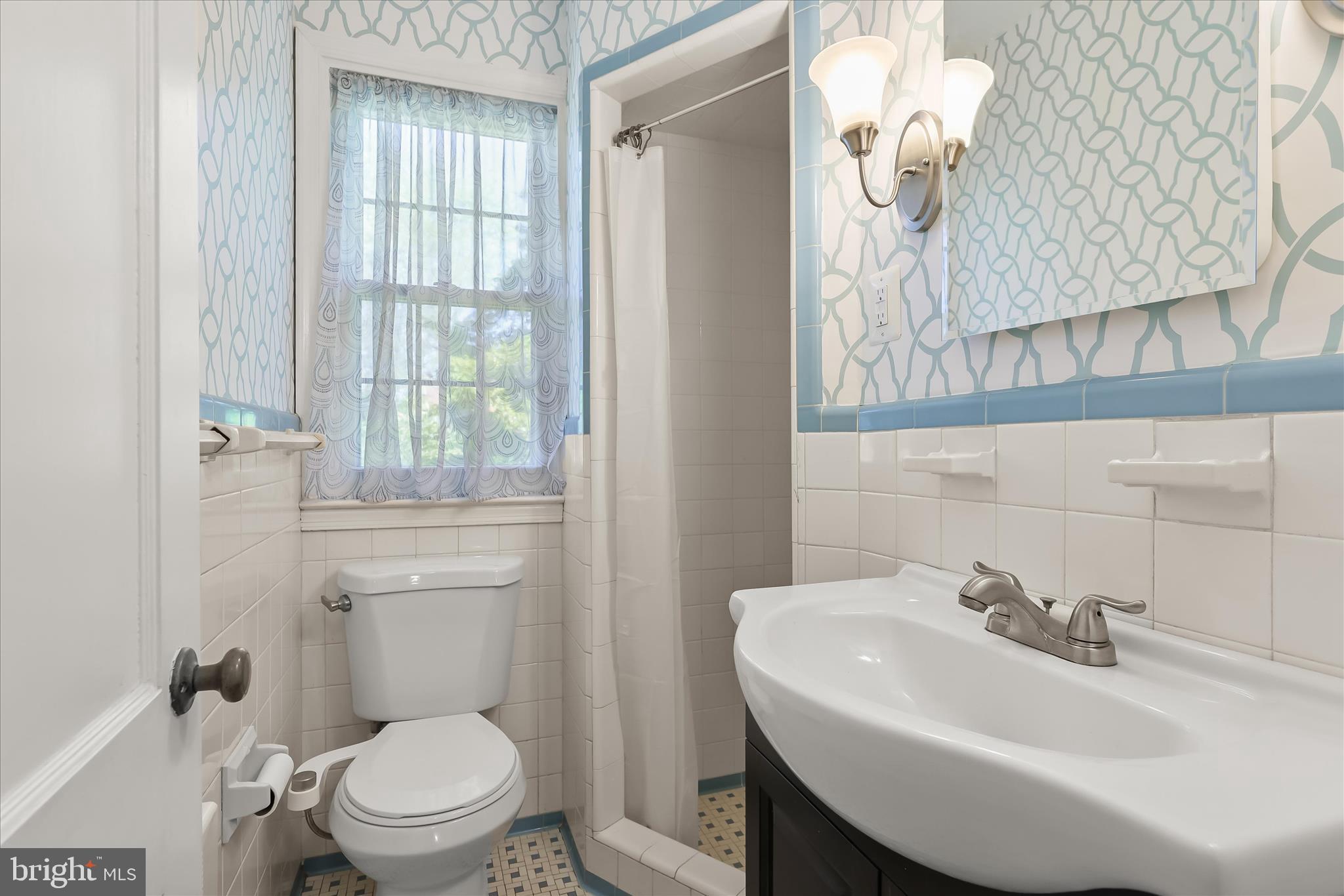 WINDSOR MILL - Residential