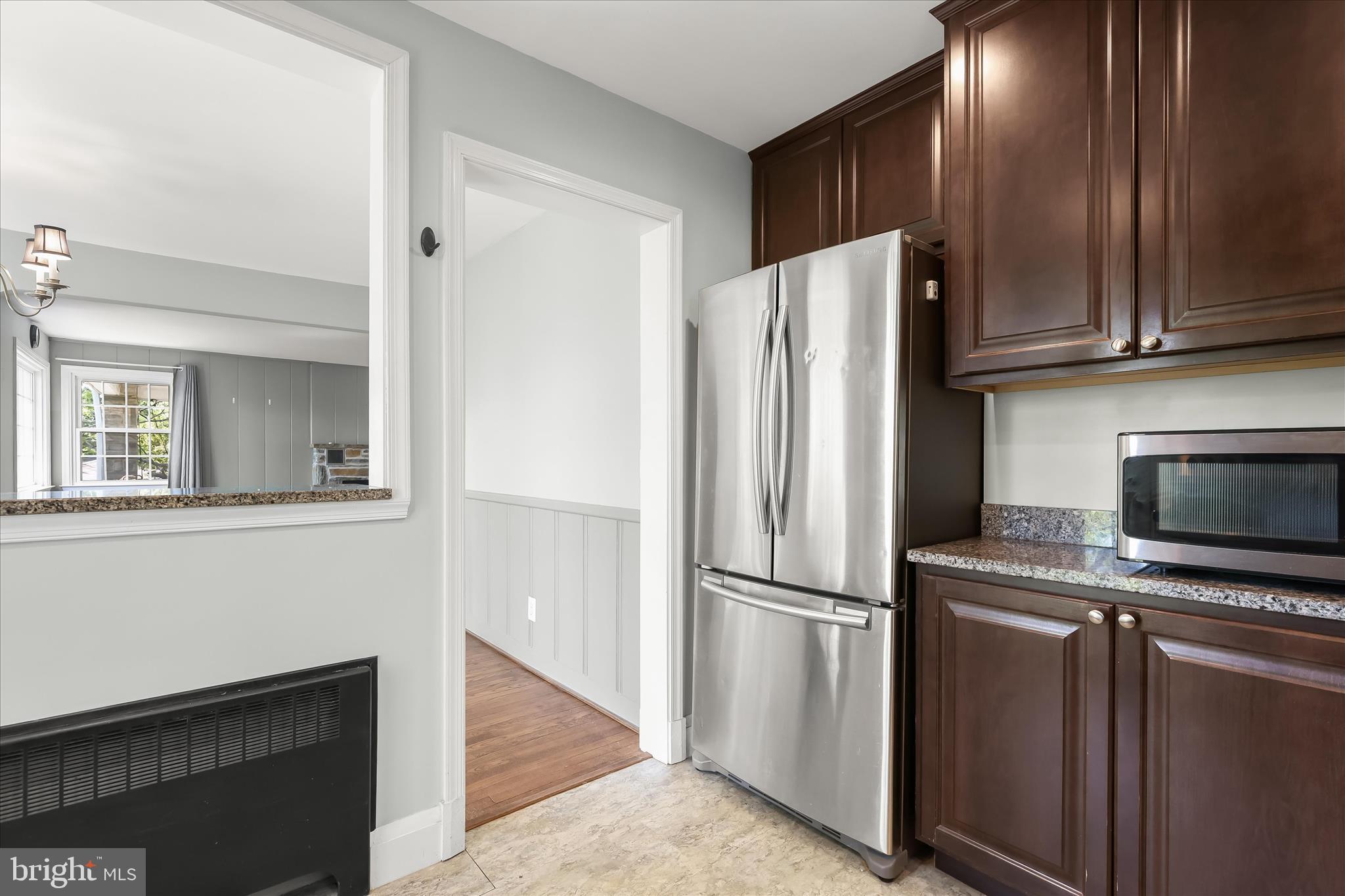WINDSOR MILL - Residential