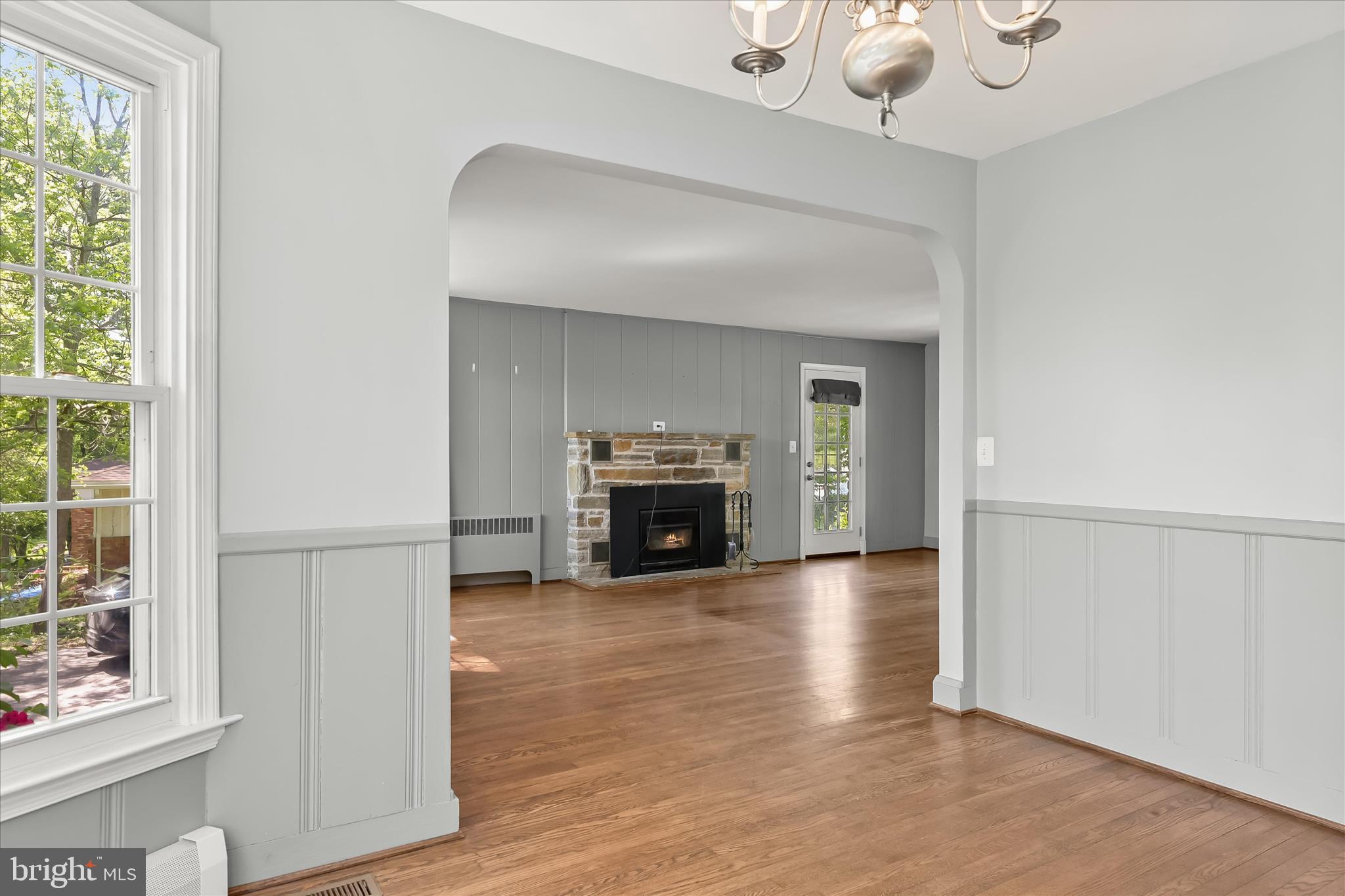 WINDSOR MILL - Residential