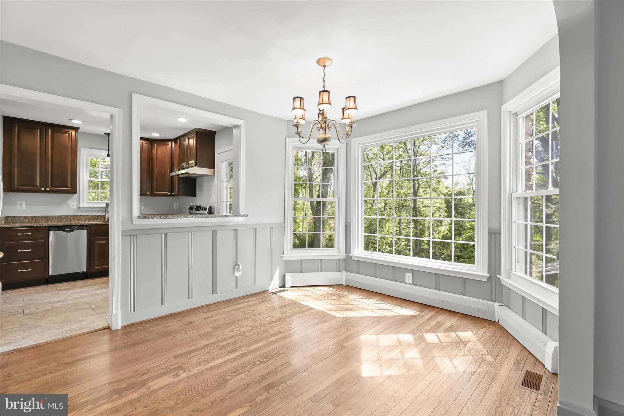 WINDSOR MILL - Residential