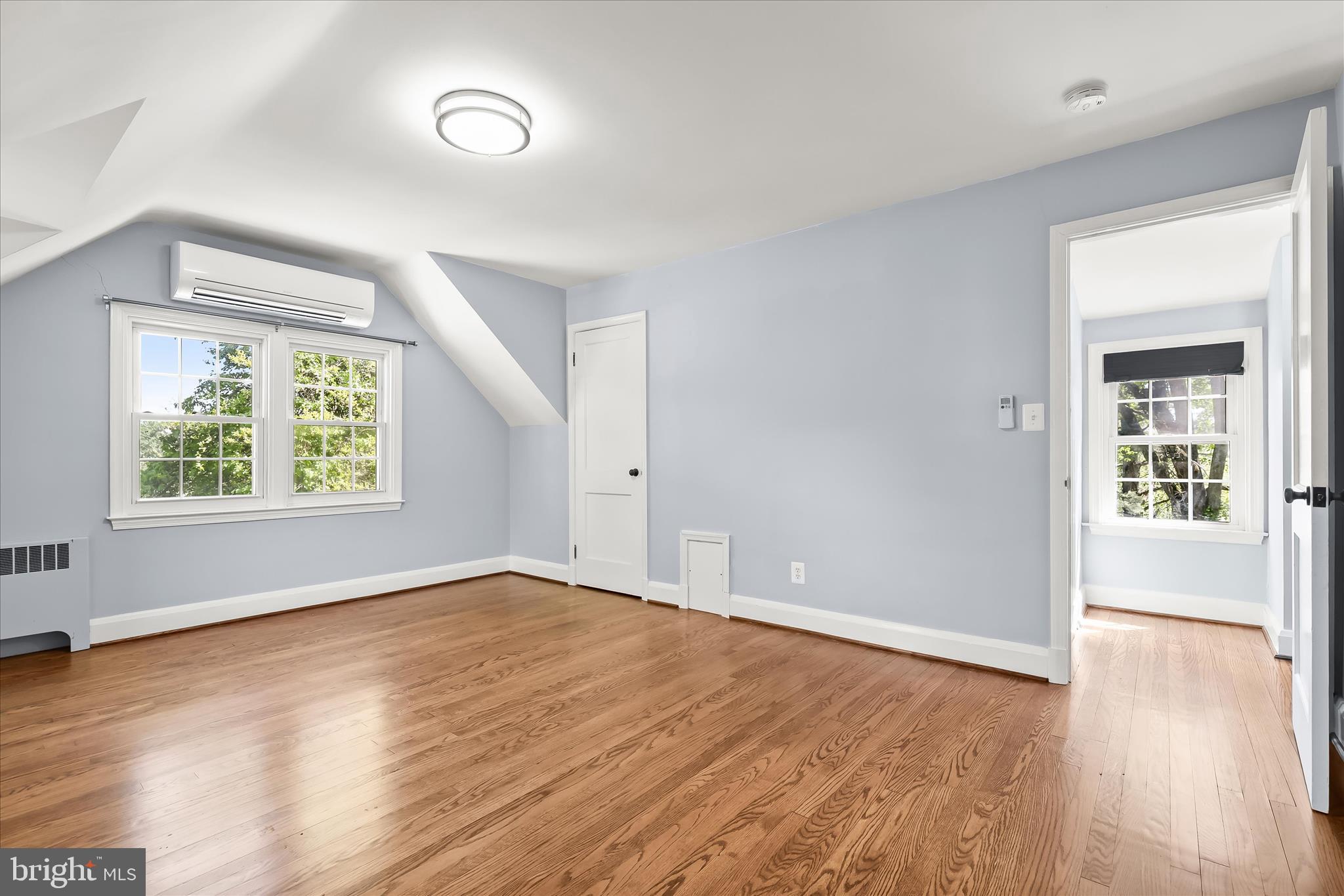 WINDSOR MILL - Residential