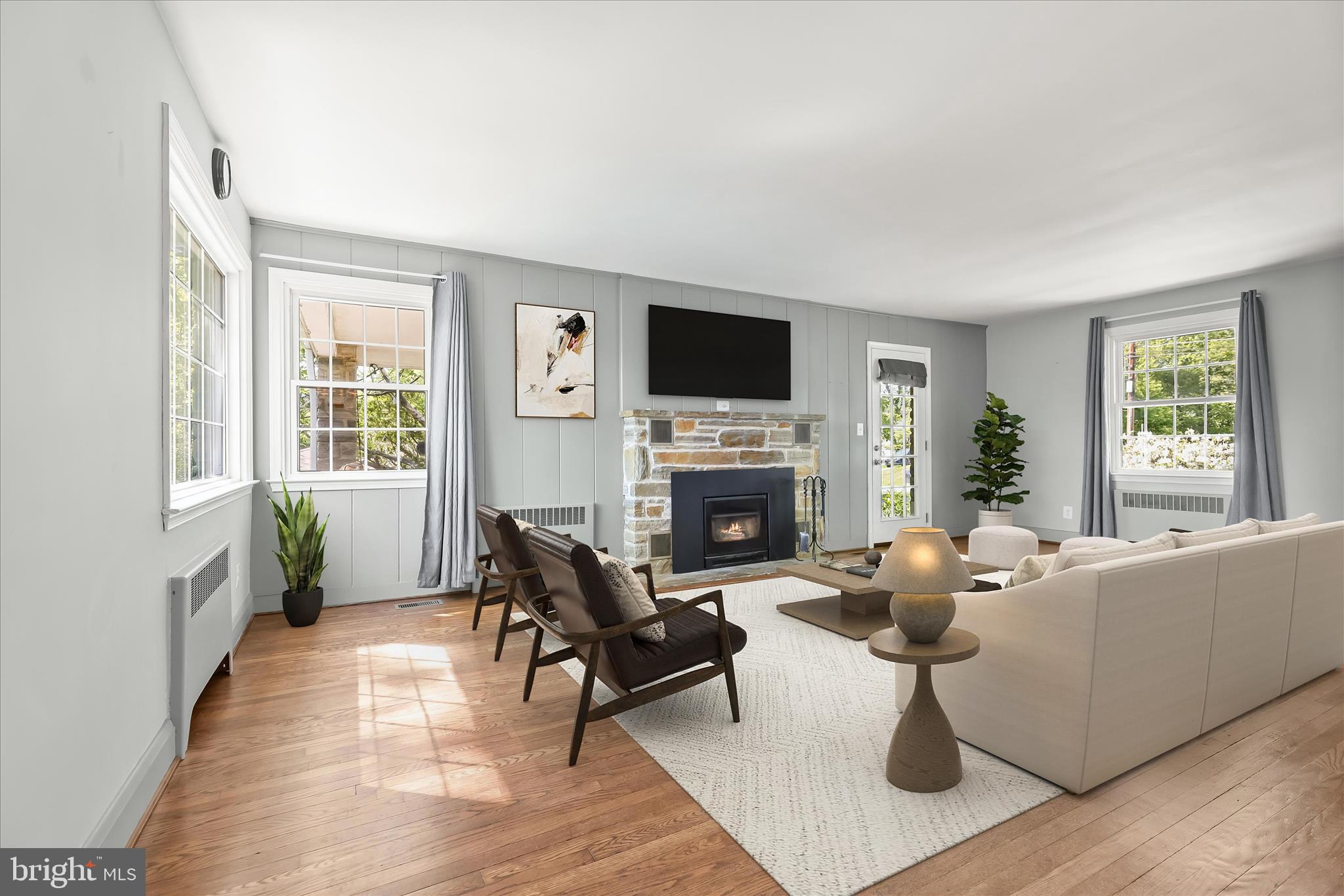 WINDSOR MILL - Residential