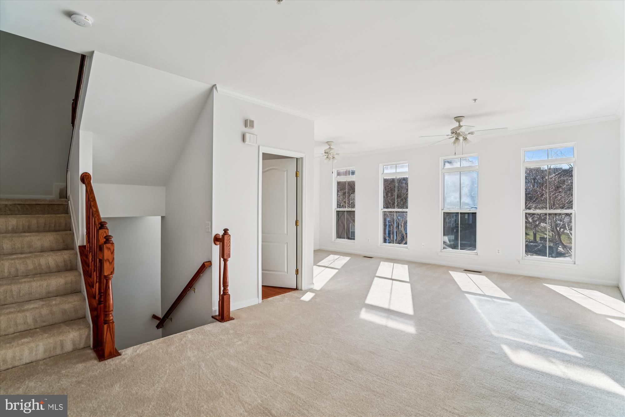 5602 HARTFIELD AVENUE