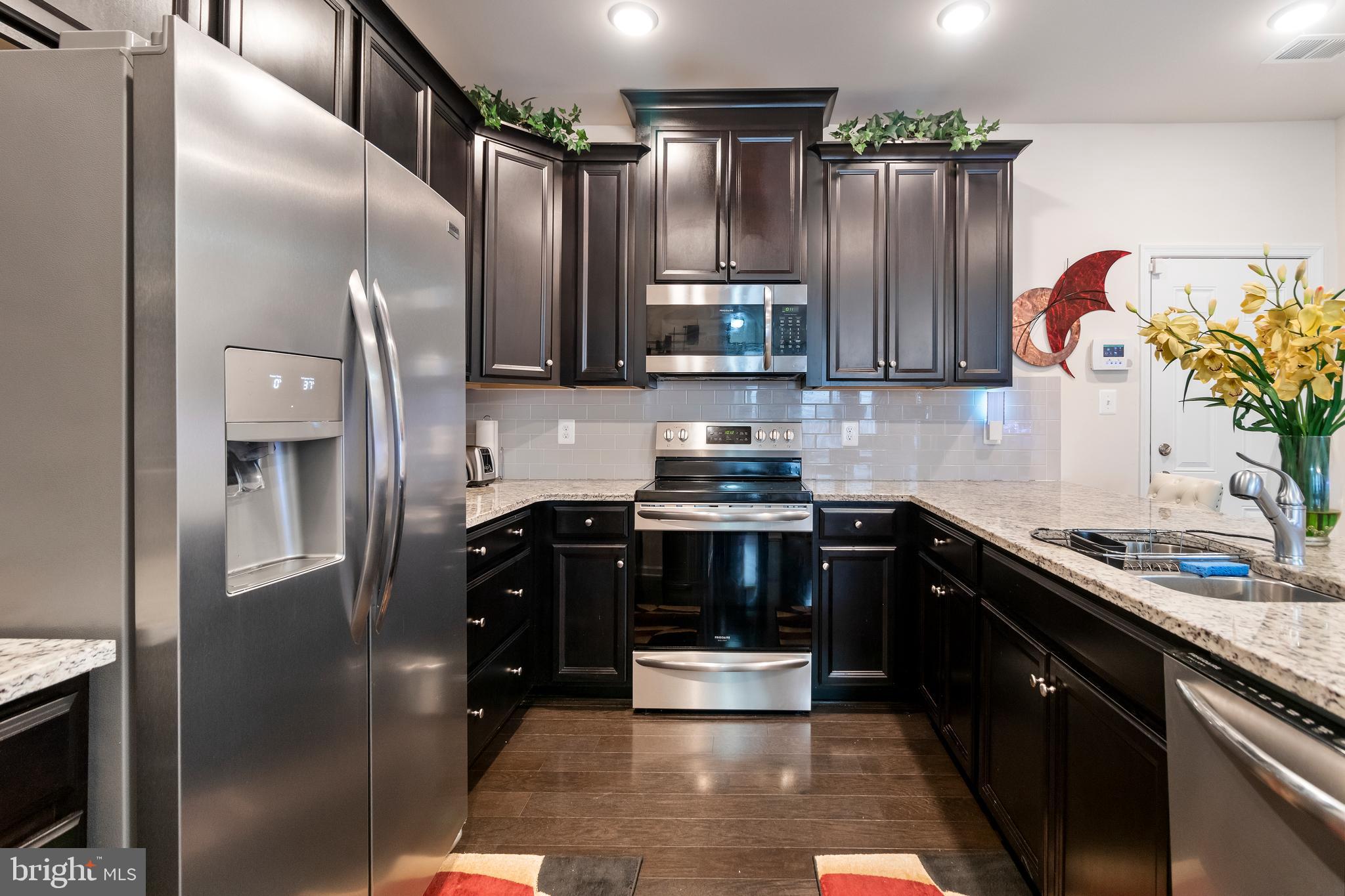 PARKSIDE AT WESTPHALIA - Residential