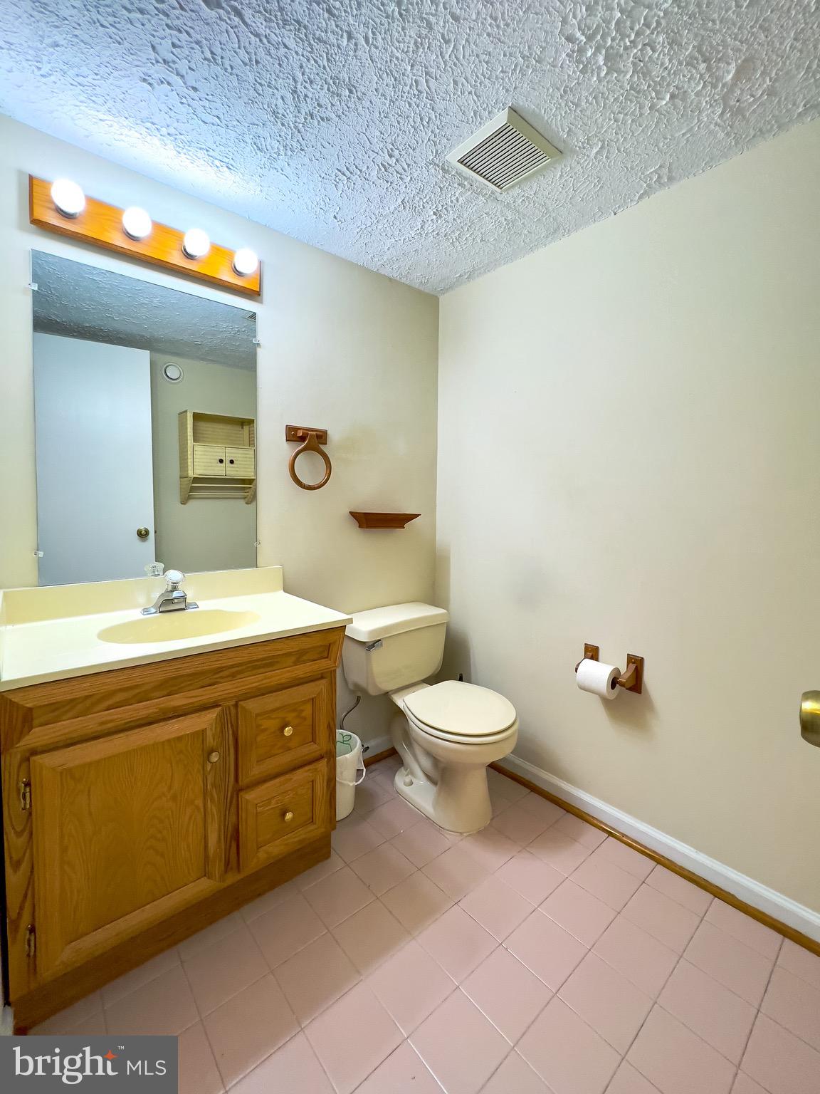 ROBIN MEADOWS - Residential