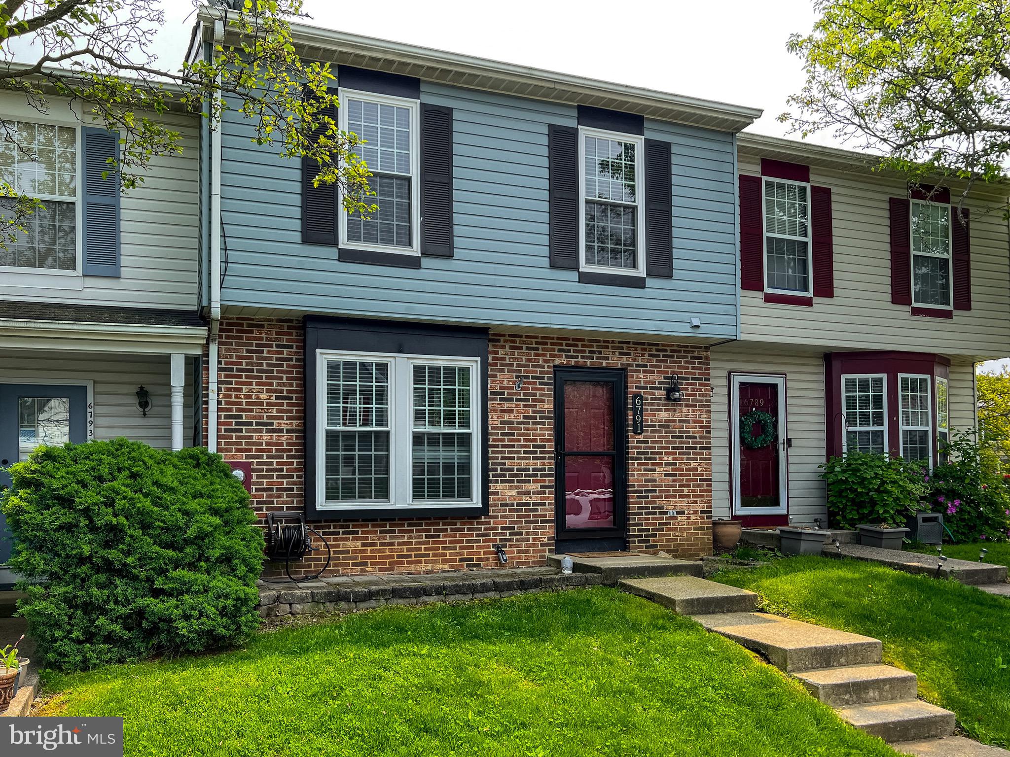 ROBIN MEADOWS - Residential