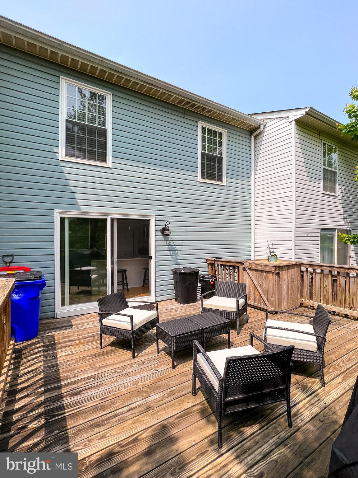 ROBIN MEADOWS - Residential