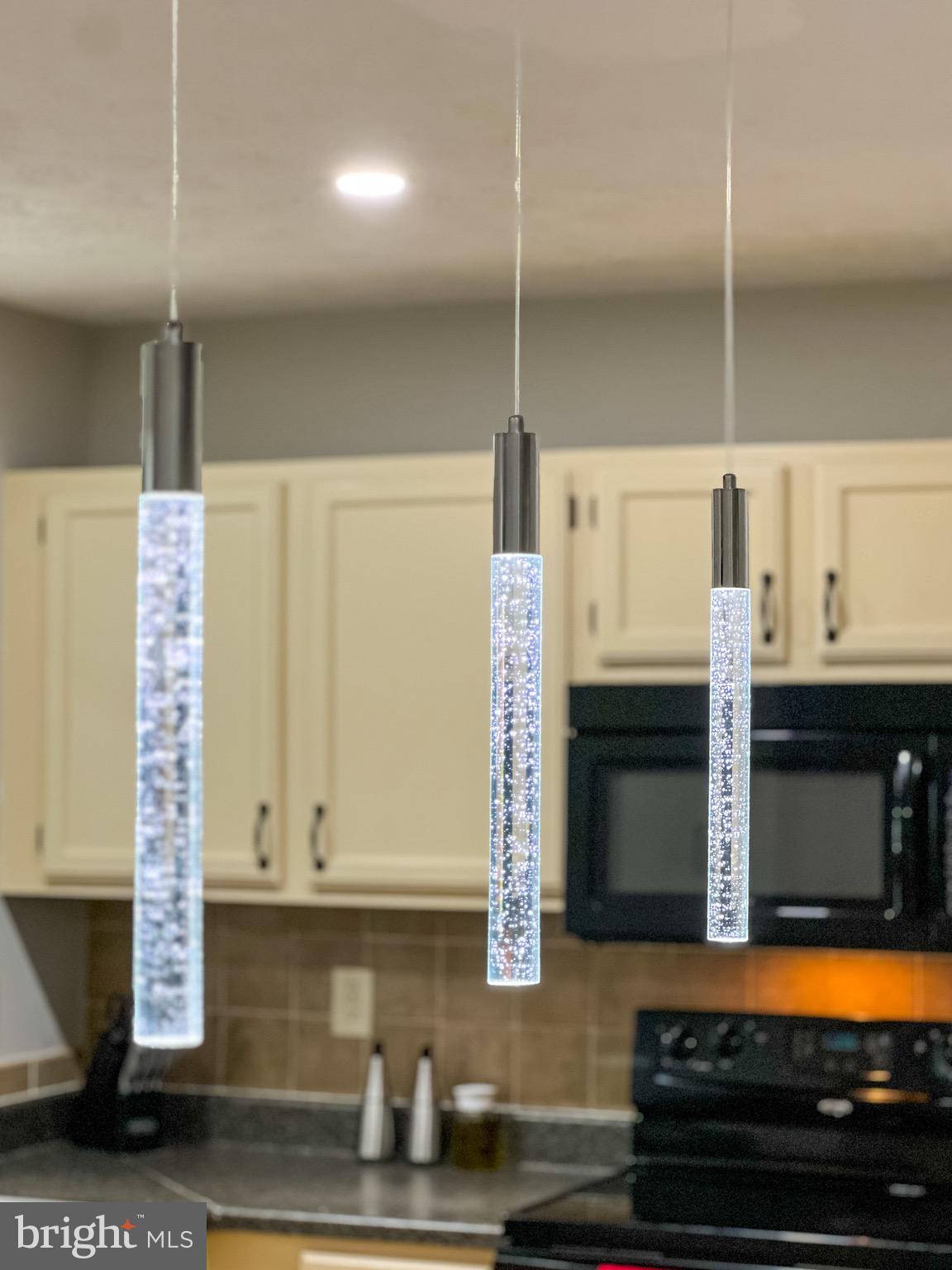 ROBIN MEADOWS - Residential