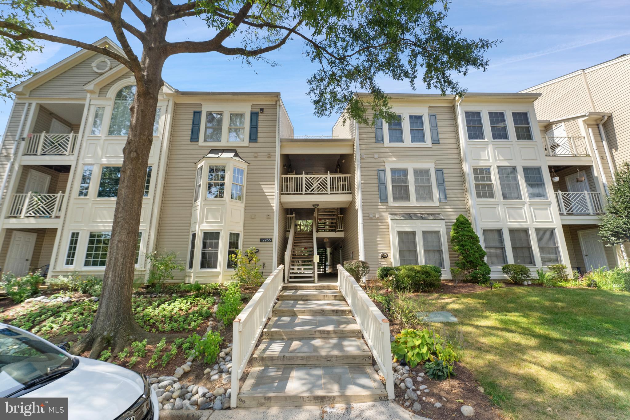 12253 FAIRFIELD HOUSE DRIVE 405