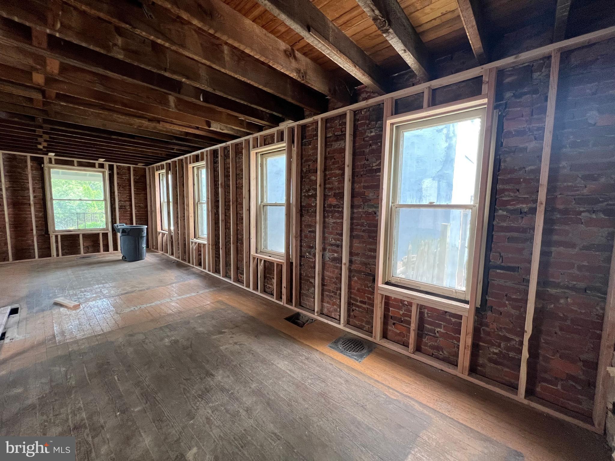 ELKINS PARK - Residential