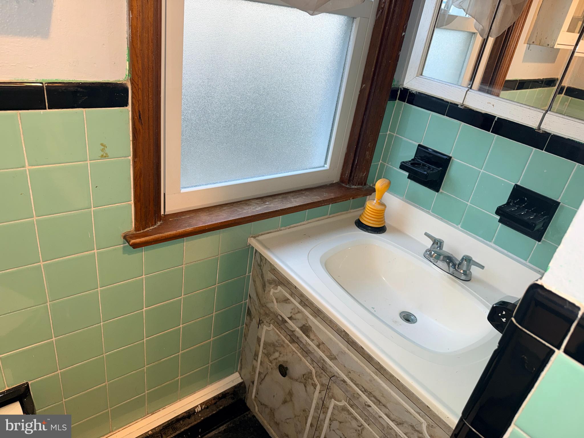 LESTER - Residential