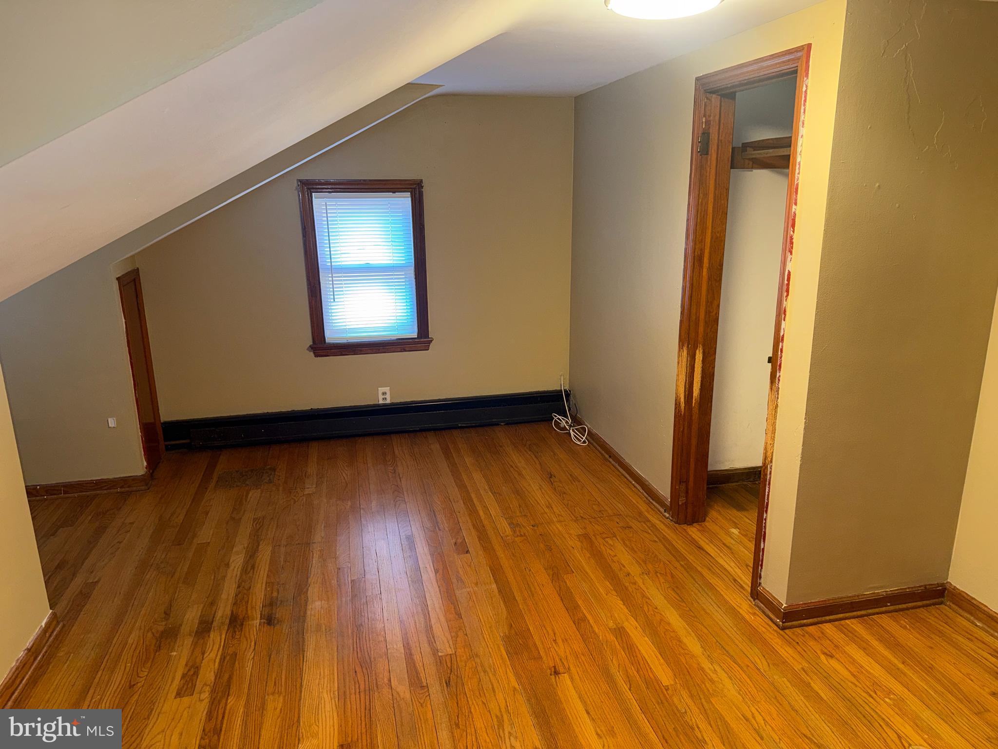 LESTER - Residential