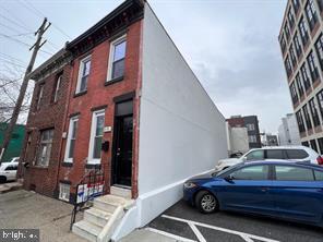 EAST KENSINGTON - Residential Lease