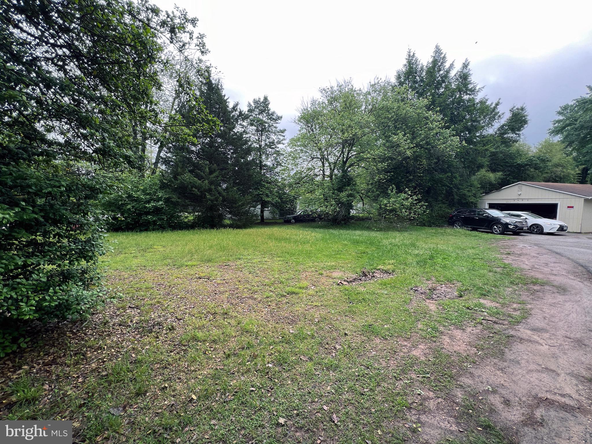 GLENDALE - Commercial Lease