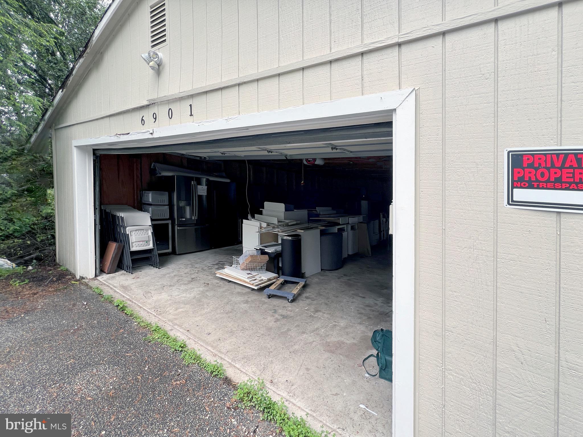 GLENDALE - Commercial Lease