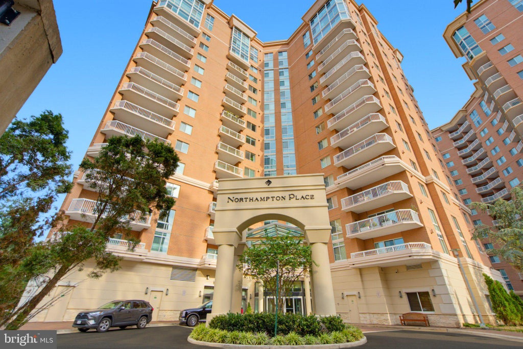 Photo of 3101 N Hampton Drive #704, ALEXANDRIA, VA 22302 (MLS # VAAX2066656)